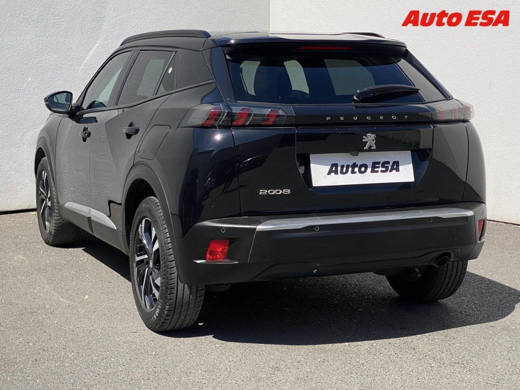 Peugeot 2008, 1.2,Allure - fotka 6