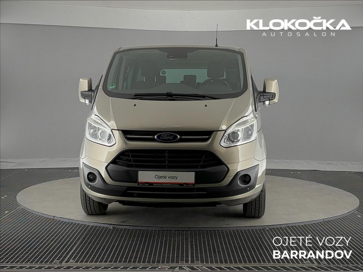 Ford Tourneo Custom, 2,0 2.0TDCi  Titanium L2 - fotka 4