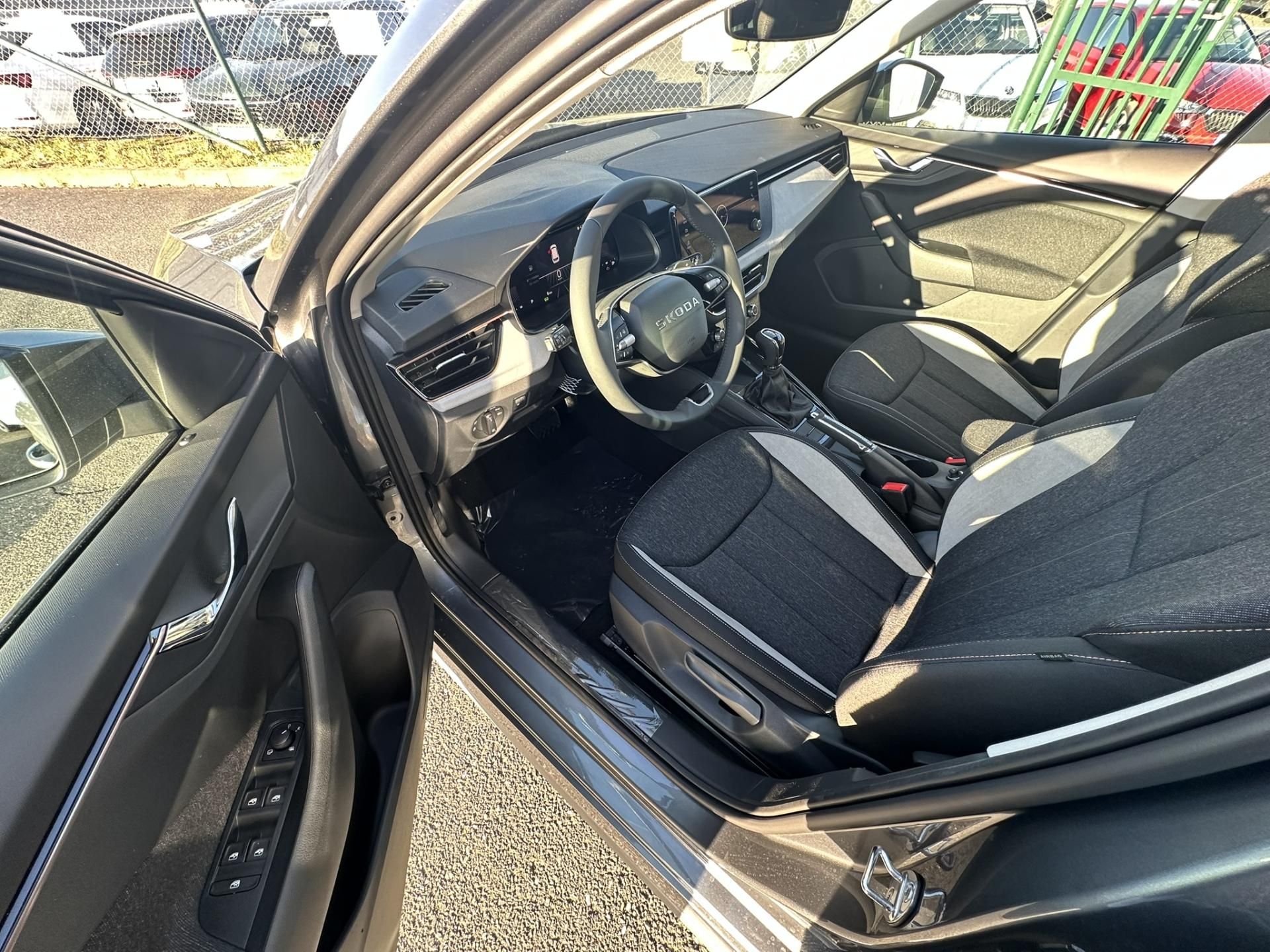 Škoda Kamiq, TOP SELECTION + tažné - fotka 6