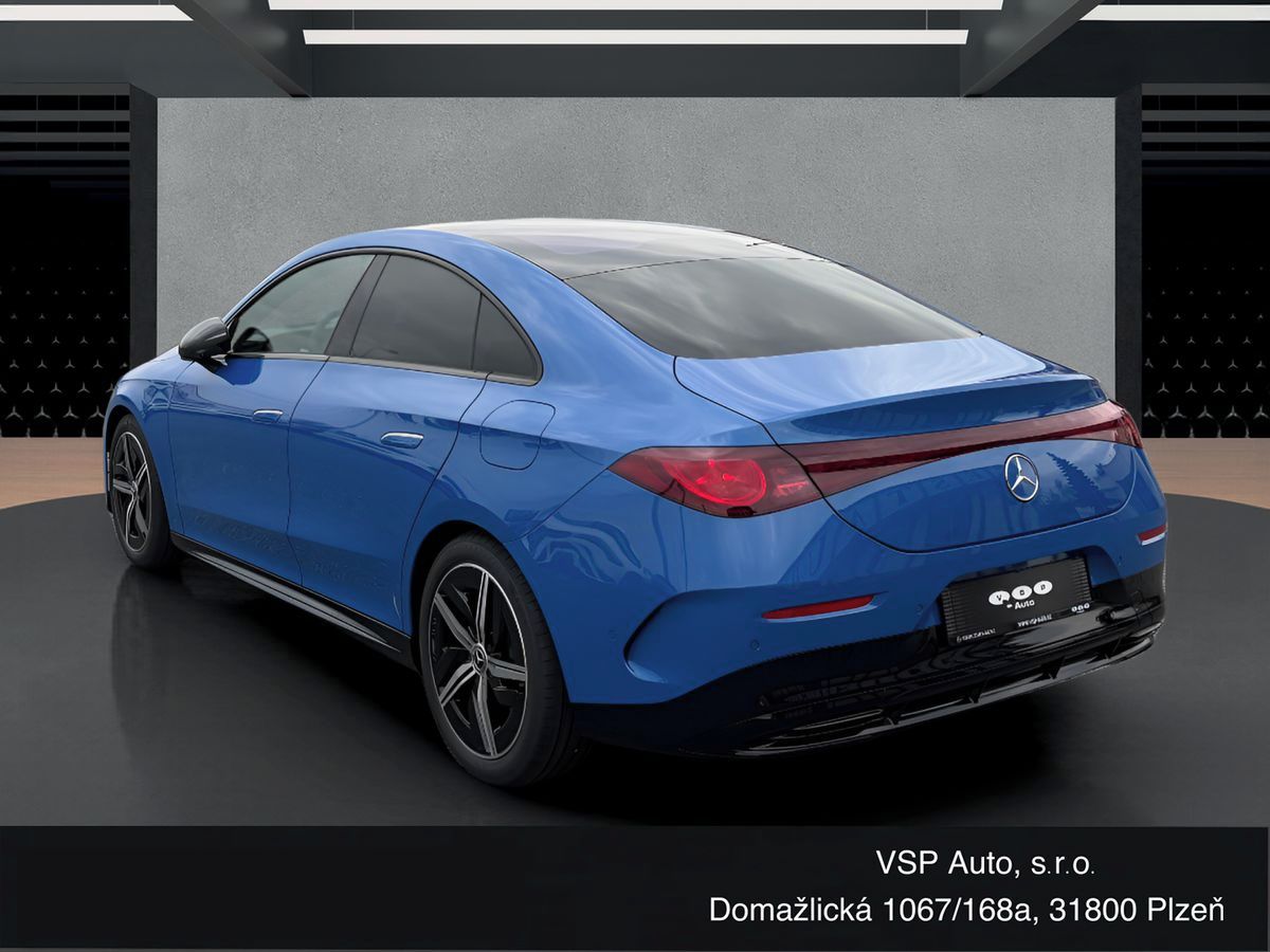 Mercedes-Benz CLA, 220 4MATIC - fotka 4
