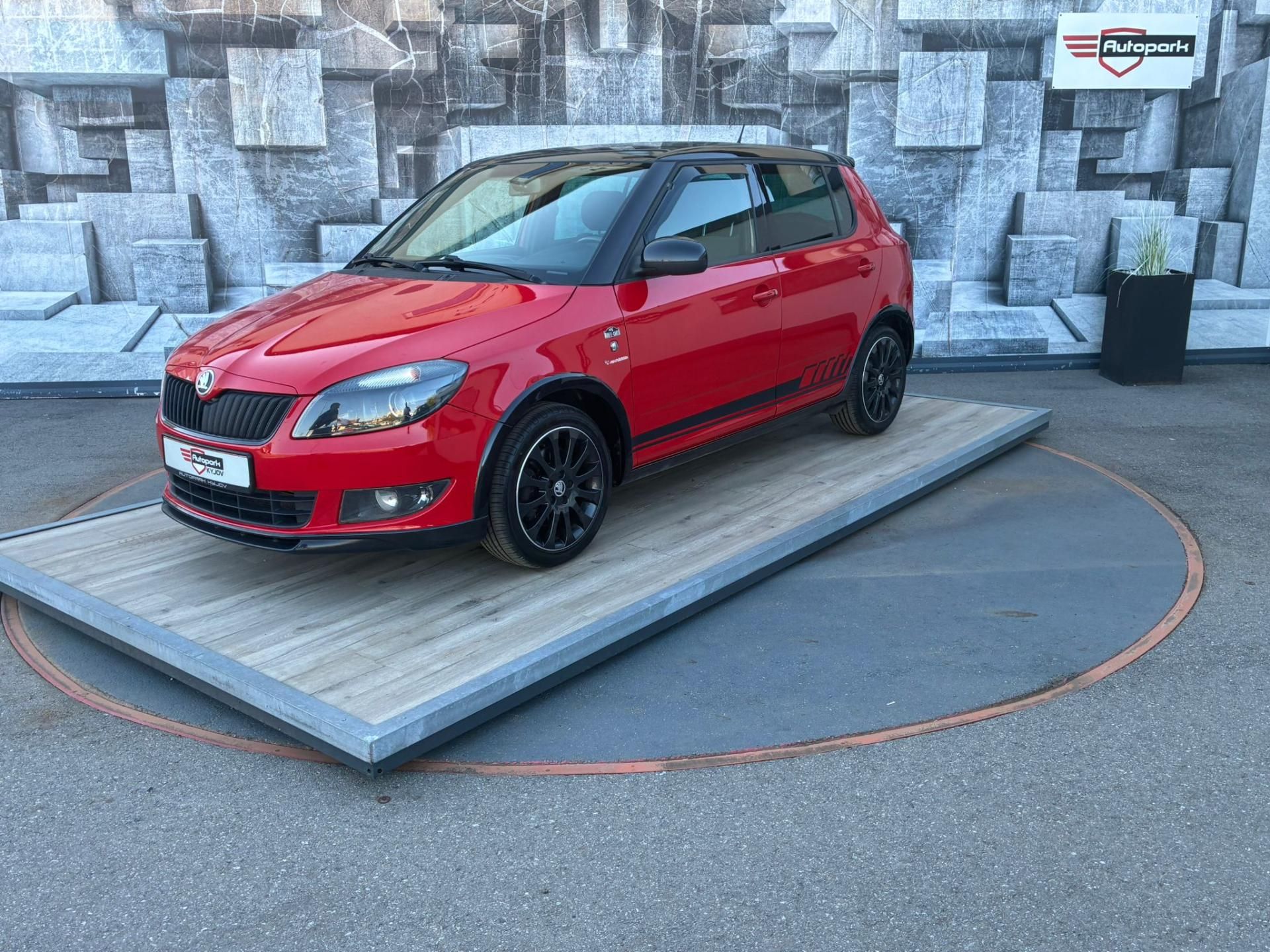 Škoda Fabia, 1.2TSi, 77KW, MONTE CARLO - fotka 3