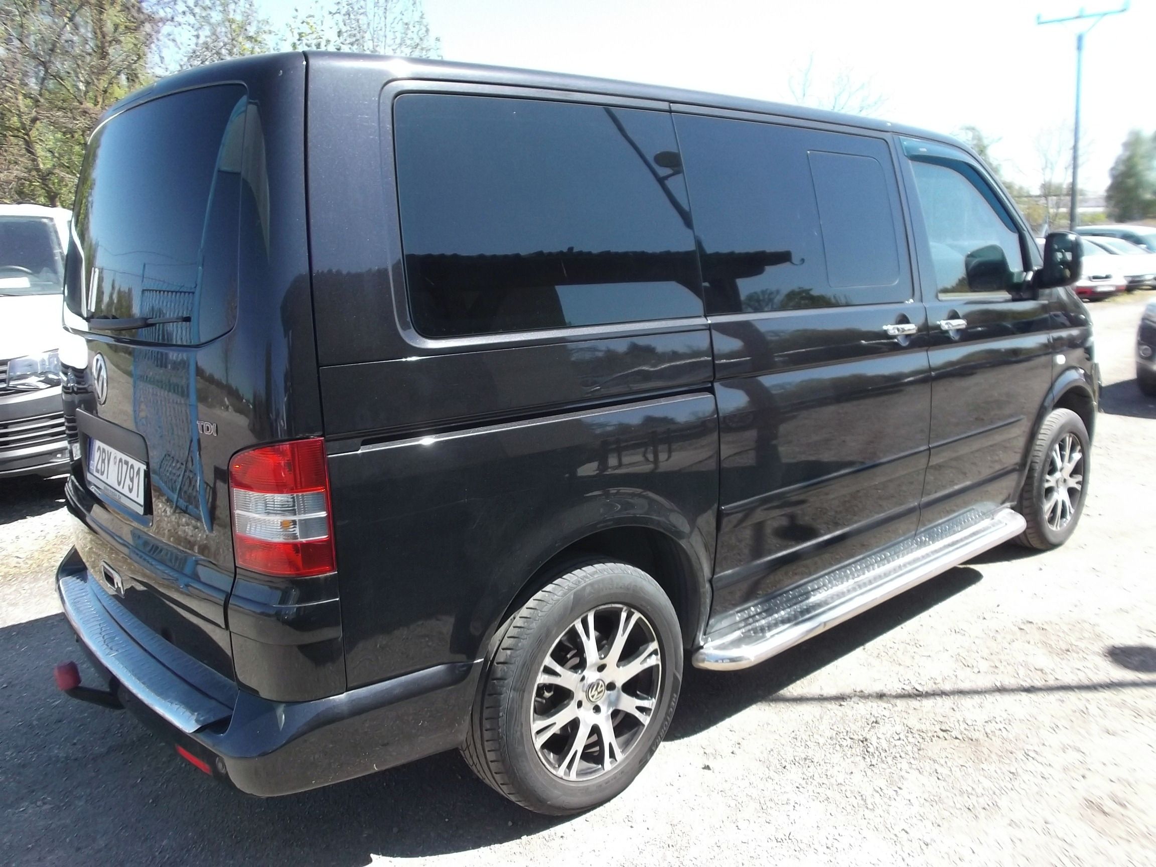 Volkswagen Multivan, 2.5 TDI - fotka 4