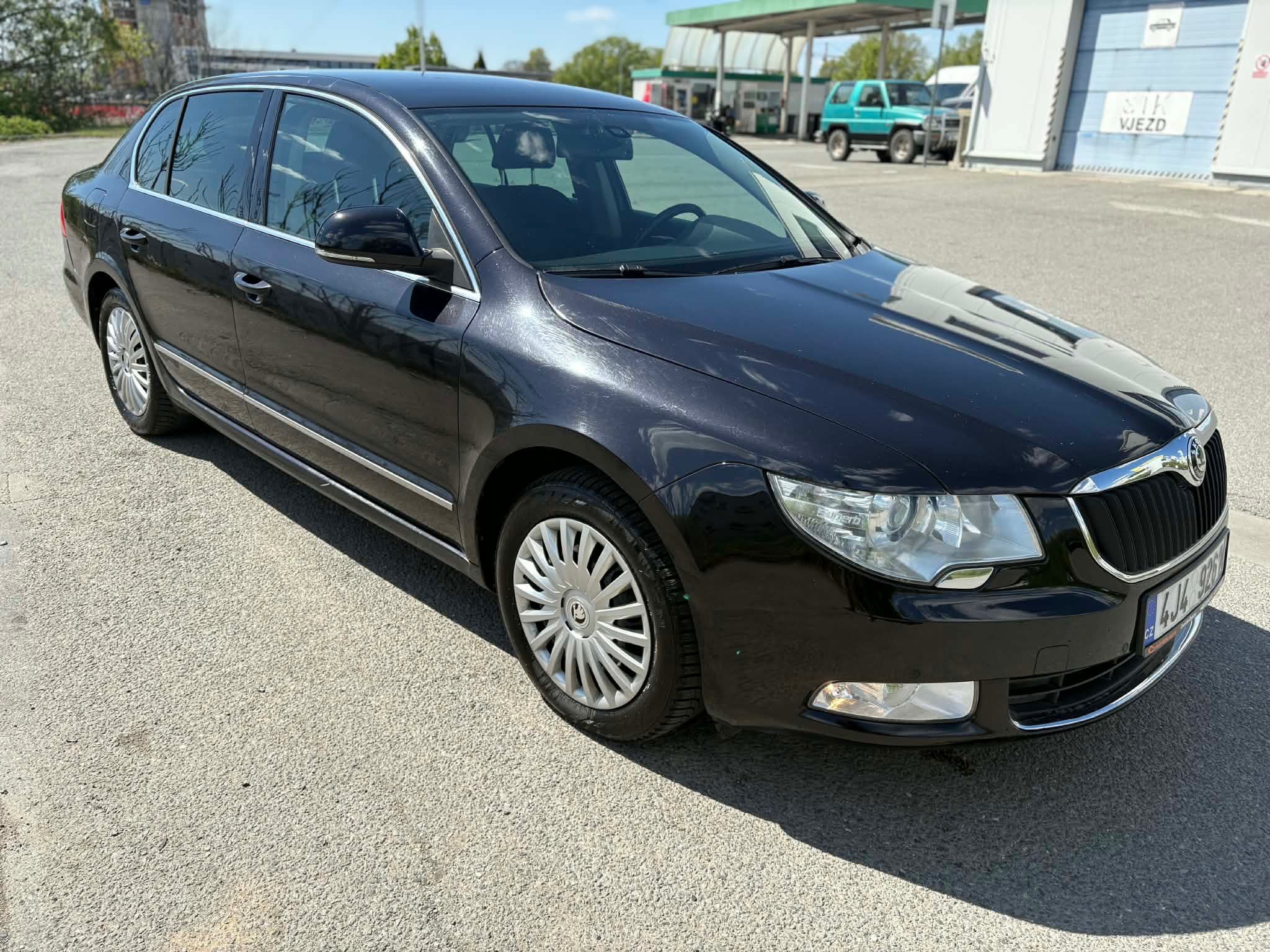 Škoda Superb - fotka 3