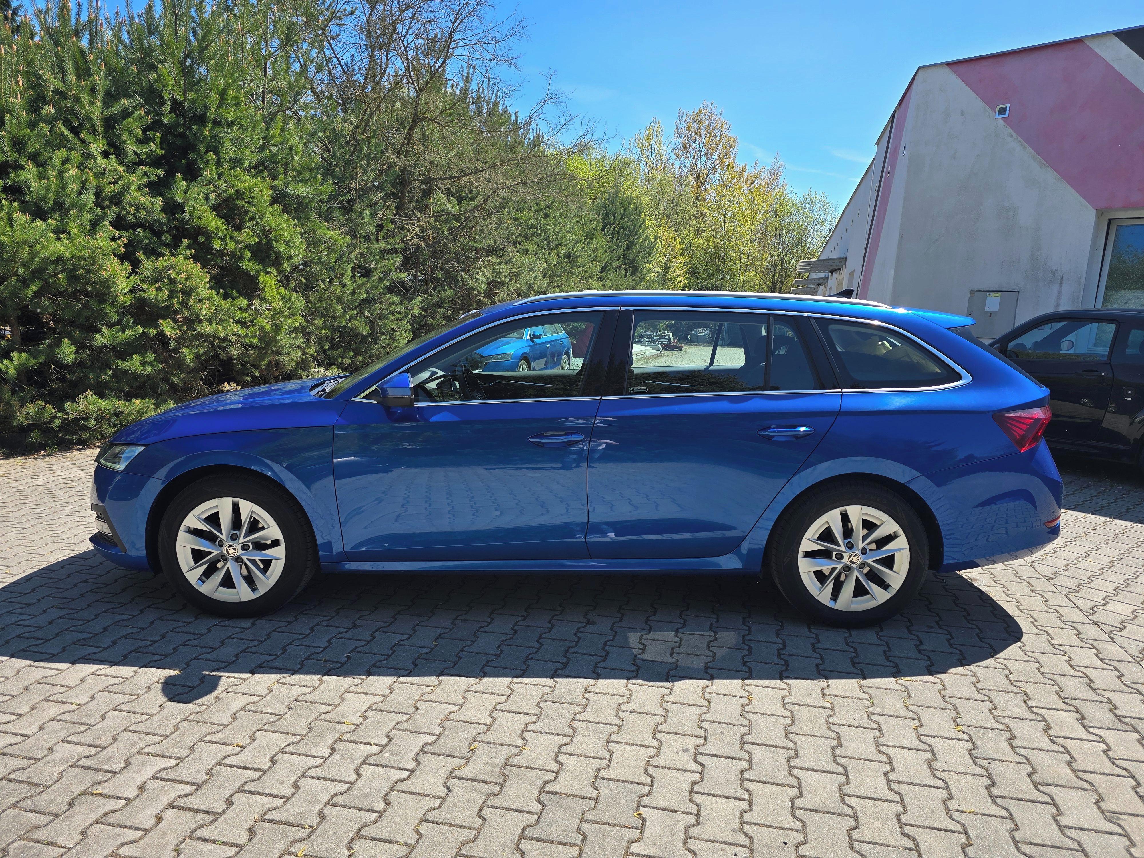 Škoda Octavia, Combi Style Plus Matrix 8xPNEU - fotka 2