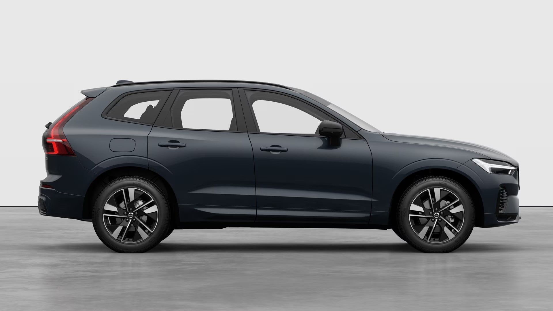 Volvo XC60, B5 2.0L 250+14 HP AT8 FWD PLUS - fotka 4
