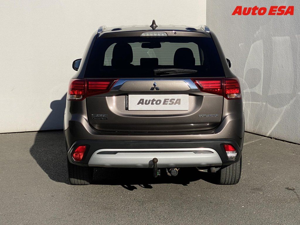 Mitsubishi Outlander, 2.0,AT - fotka 5