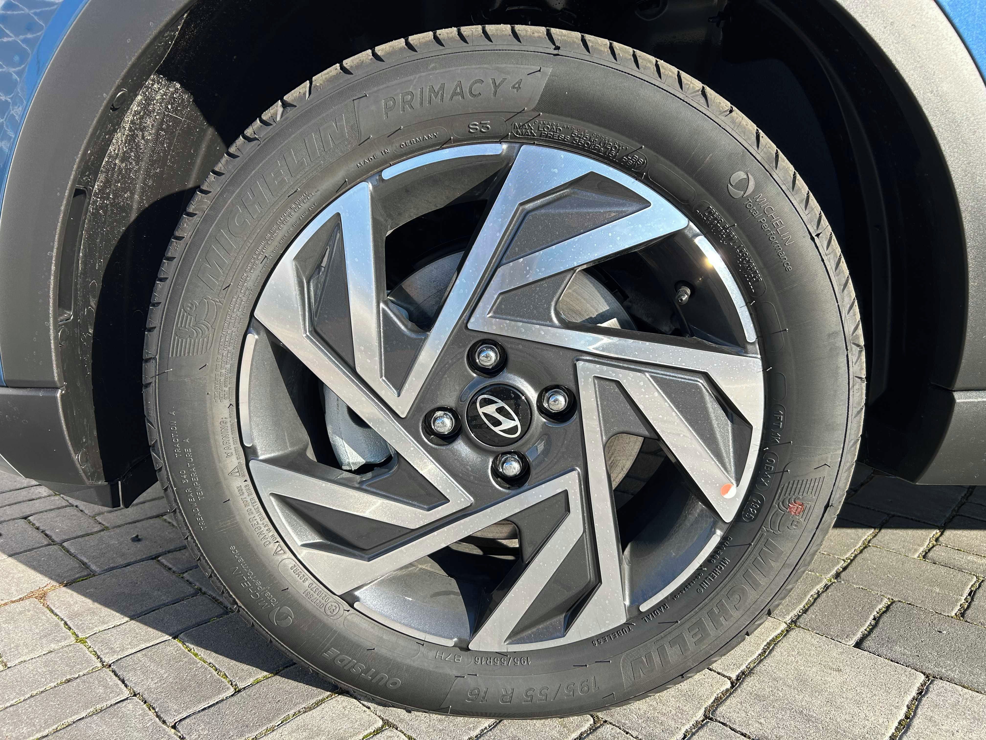Hyundai Bayon, 1.0 T-GDi DCT GO Plus! - fotka 4