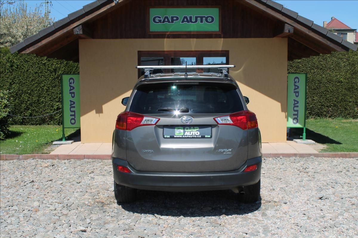 Toyota Rav4, 2.0 VVT-i 111kW 4X4 ČR AUTOMAT - fotka 5