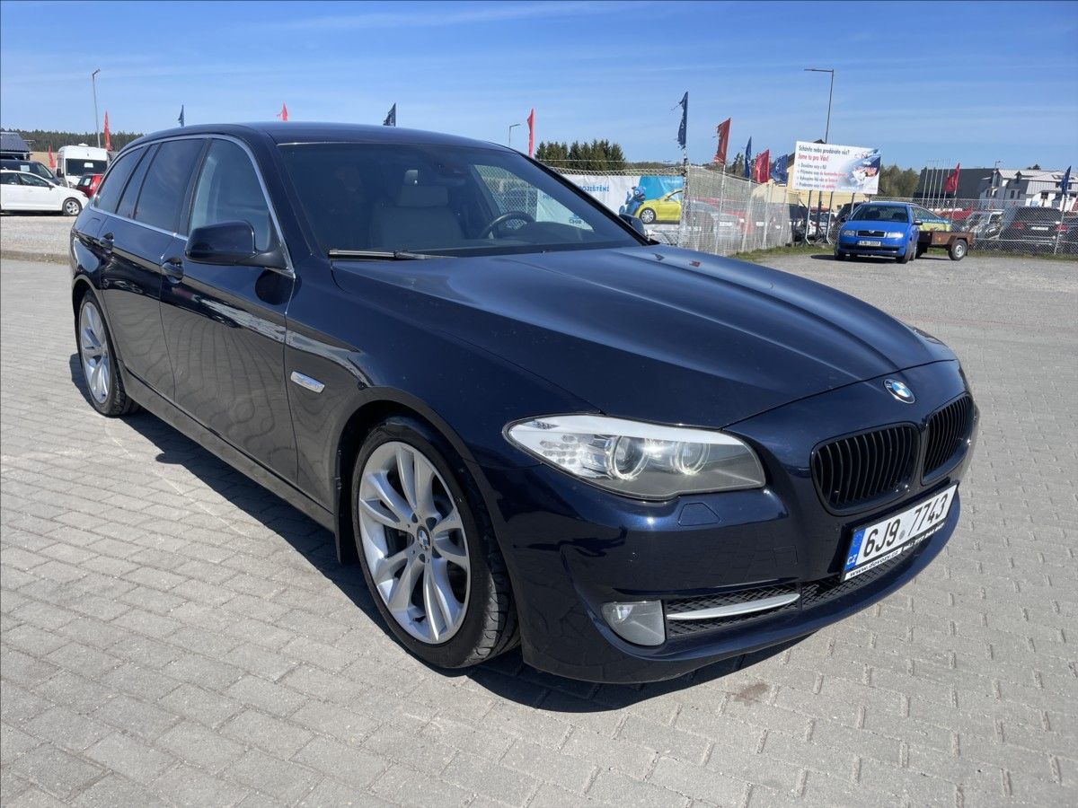 BMW Řada 5, 3,0 d 180kw Manuál Luxury 2maj - fotka 6
