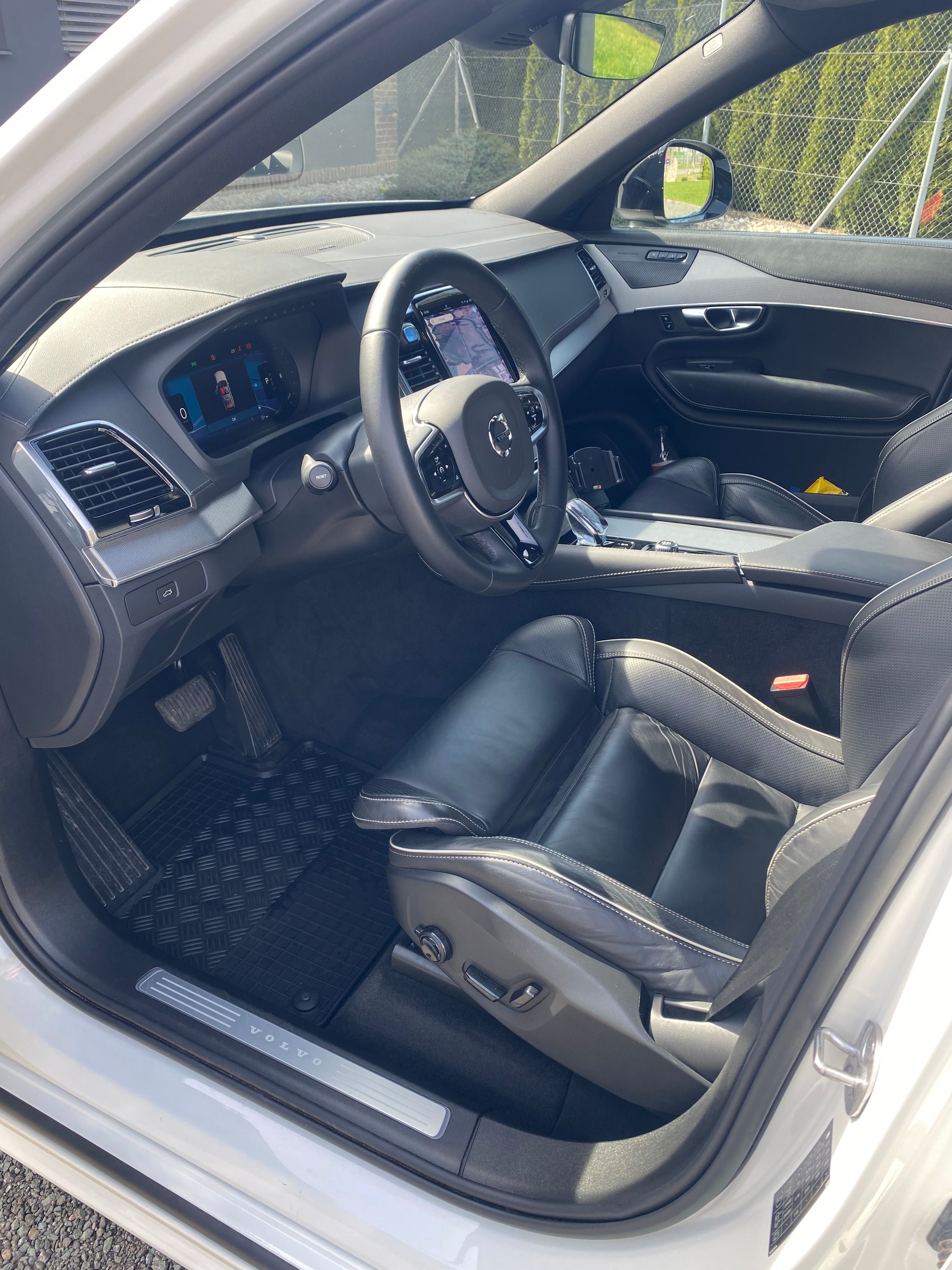 Volvo XC90, Volvo XC90, B5 AWD Plus Dark - fotka 6
