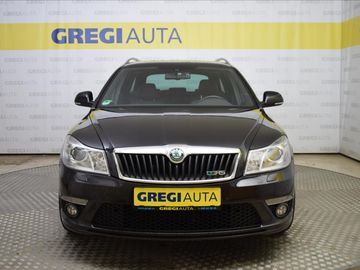 2,0 TDi RS TOP STAV,PR.SERVIS