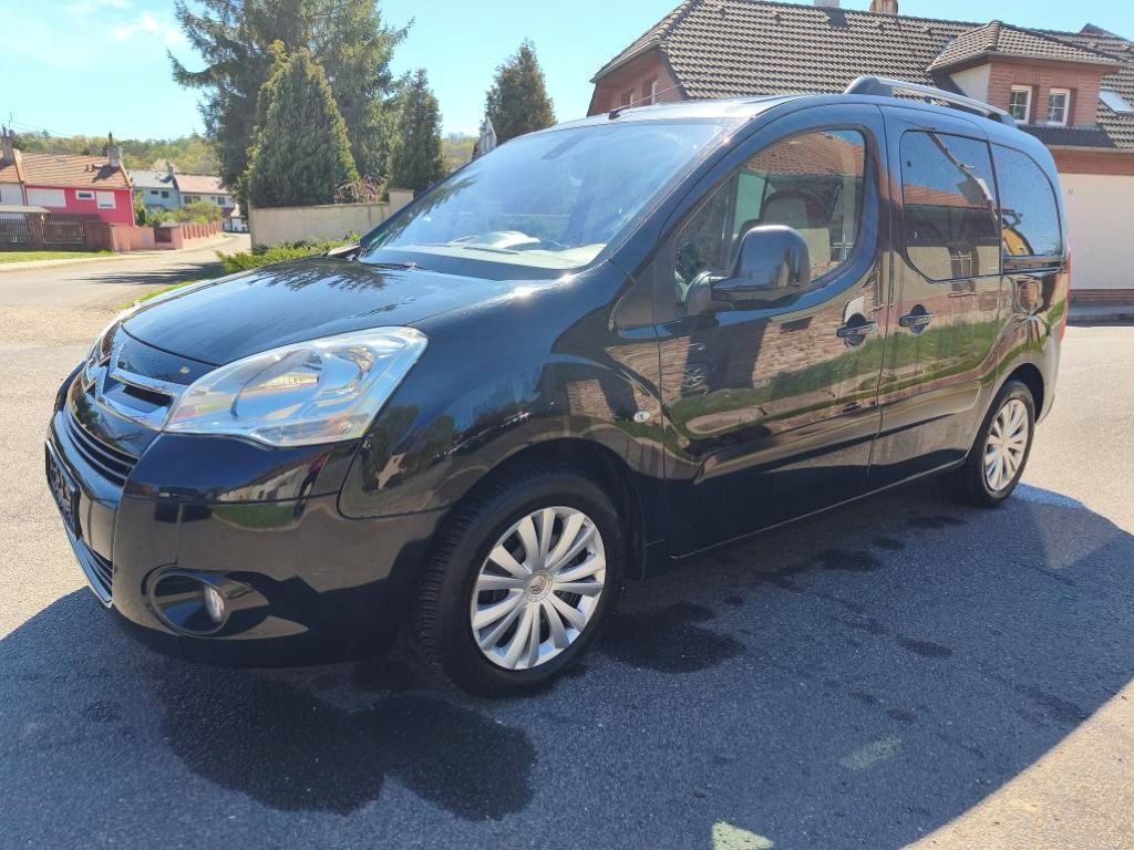 Citroën Berlingo, 1,6PANORAMA+KRASAVEC+ZÁRUKA KM - fotka 2