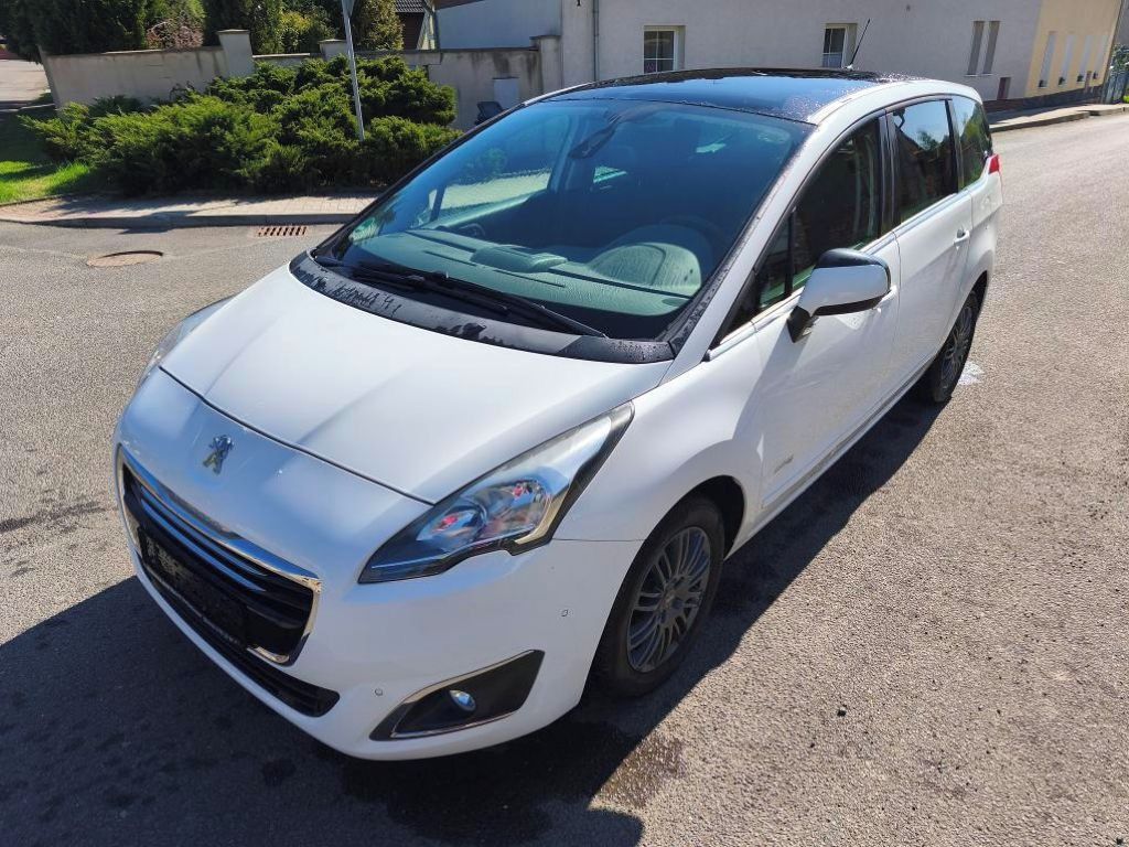 Peugeot 5008, 2,0HDI 120KW+AUTOMAT+ZÁRUKA KM