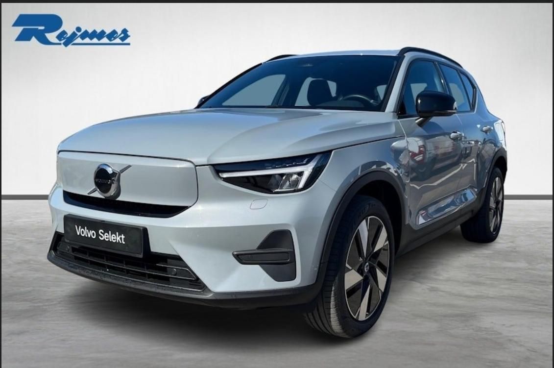 Volvo EX40, SM ER 360kam vyhří. volant