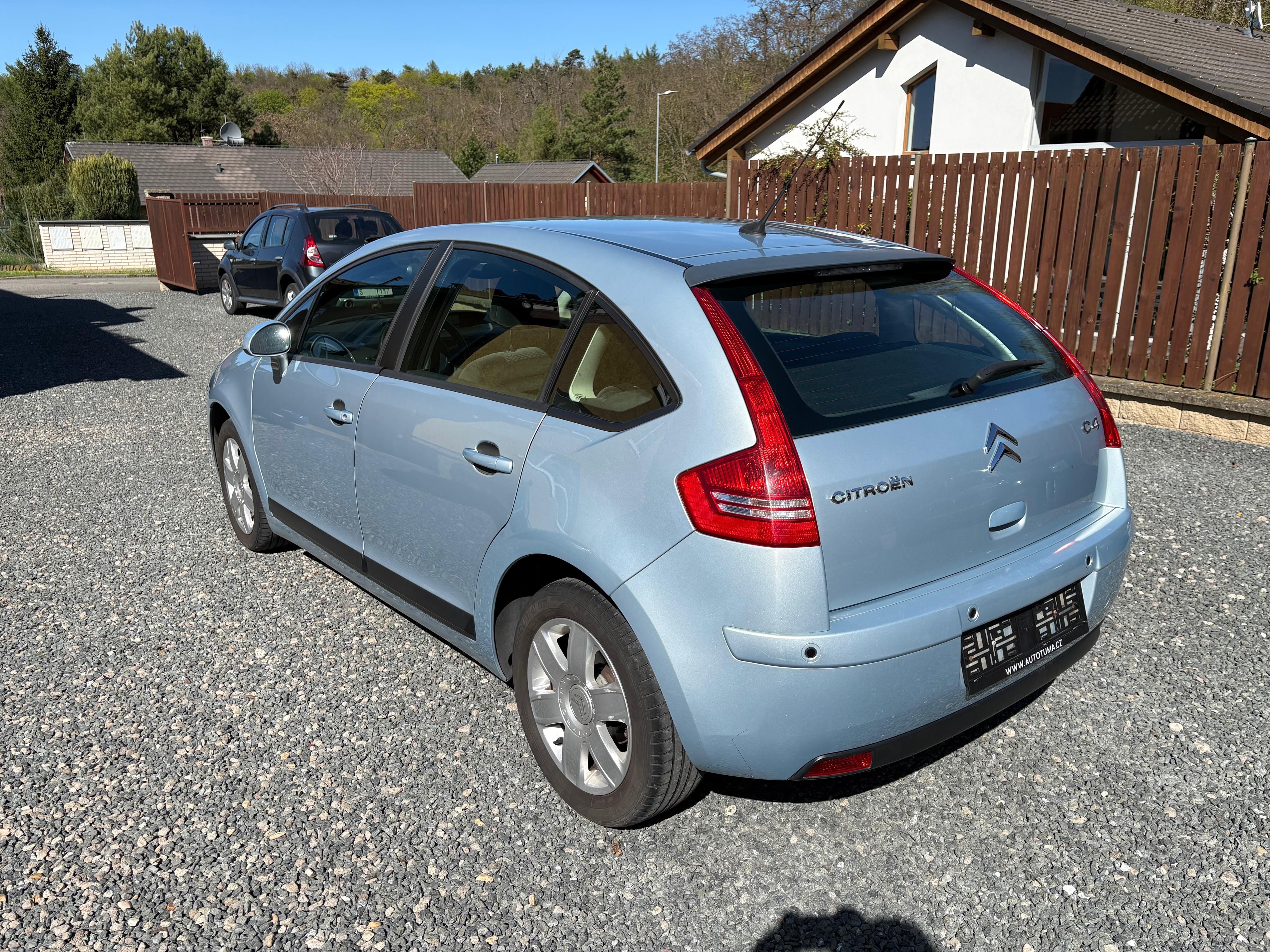 Citroën C4, 1.6i, Velice zachovalý - fotka 6
