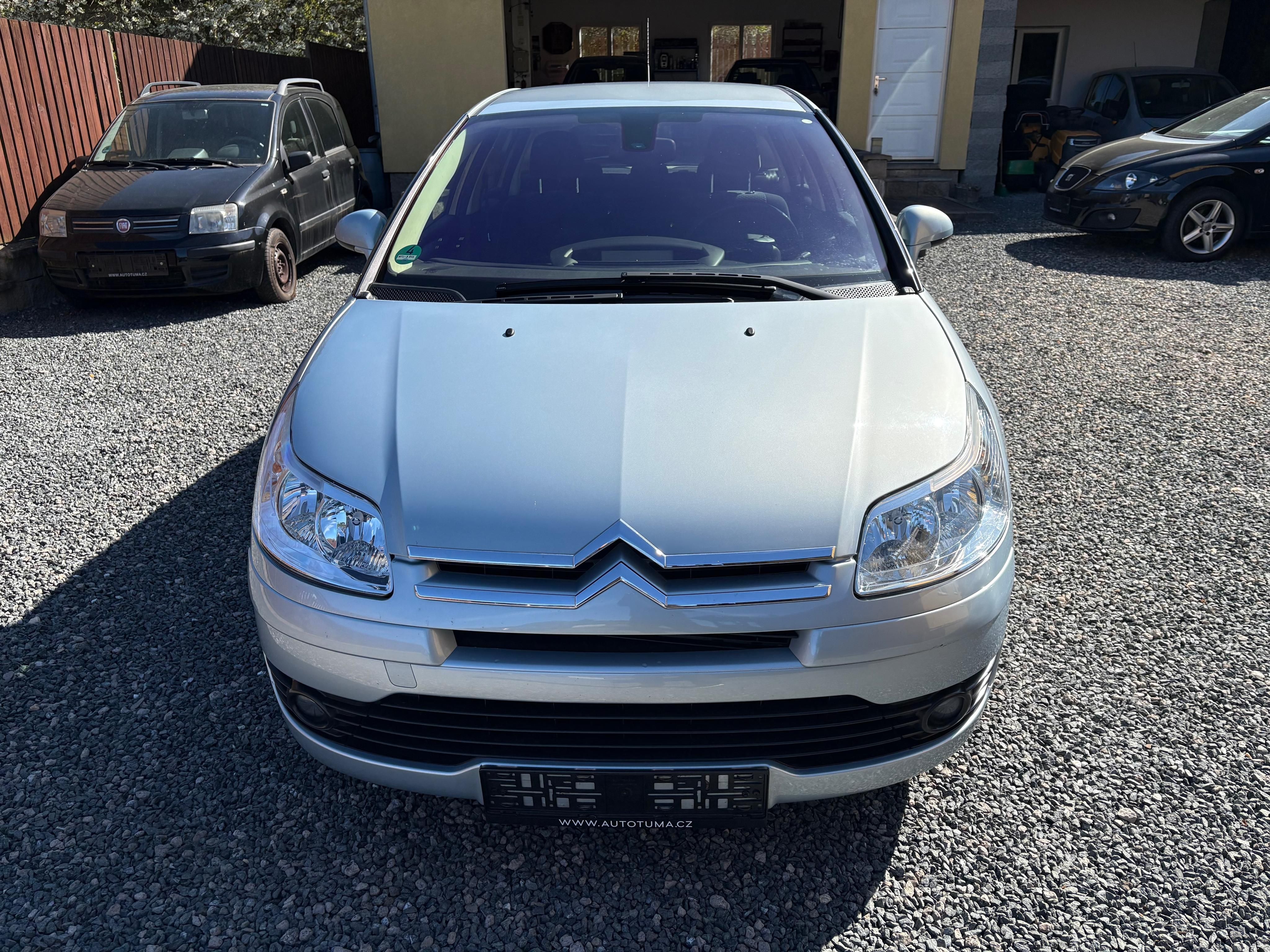 Citroën C4, 1.6i, Velice zachovalý - fotka 2
