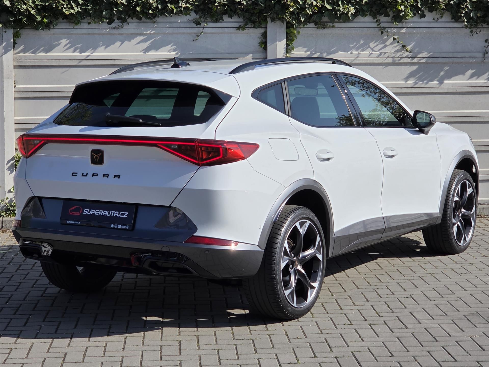Cupra Formentor, 2,0 TSi DSG 4x4 Nehavar.Tov.Zá - fotka 6