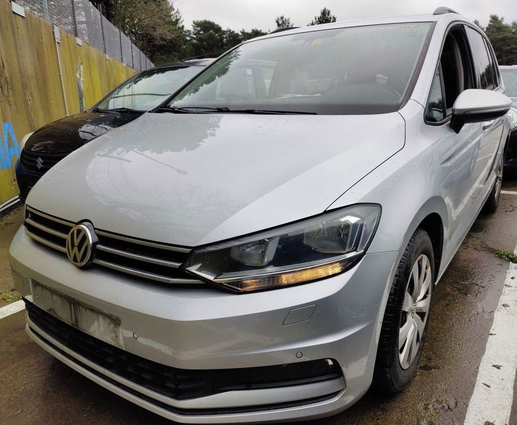 Volkswagen Touran, 1.4Tsi 110KW 7-MÍST VYHŘ. SEDA