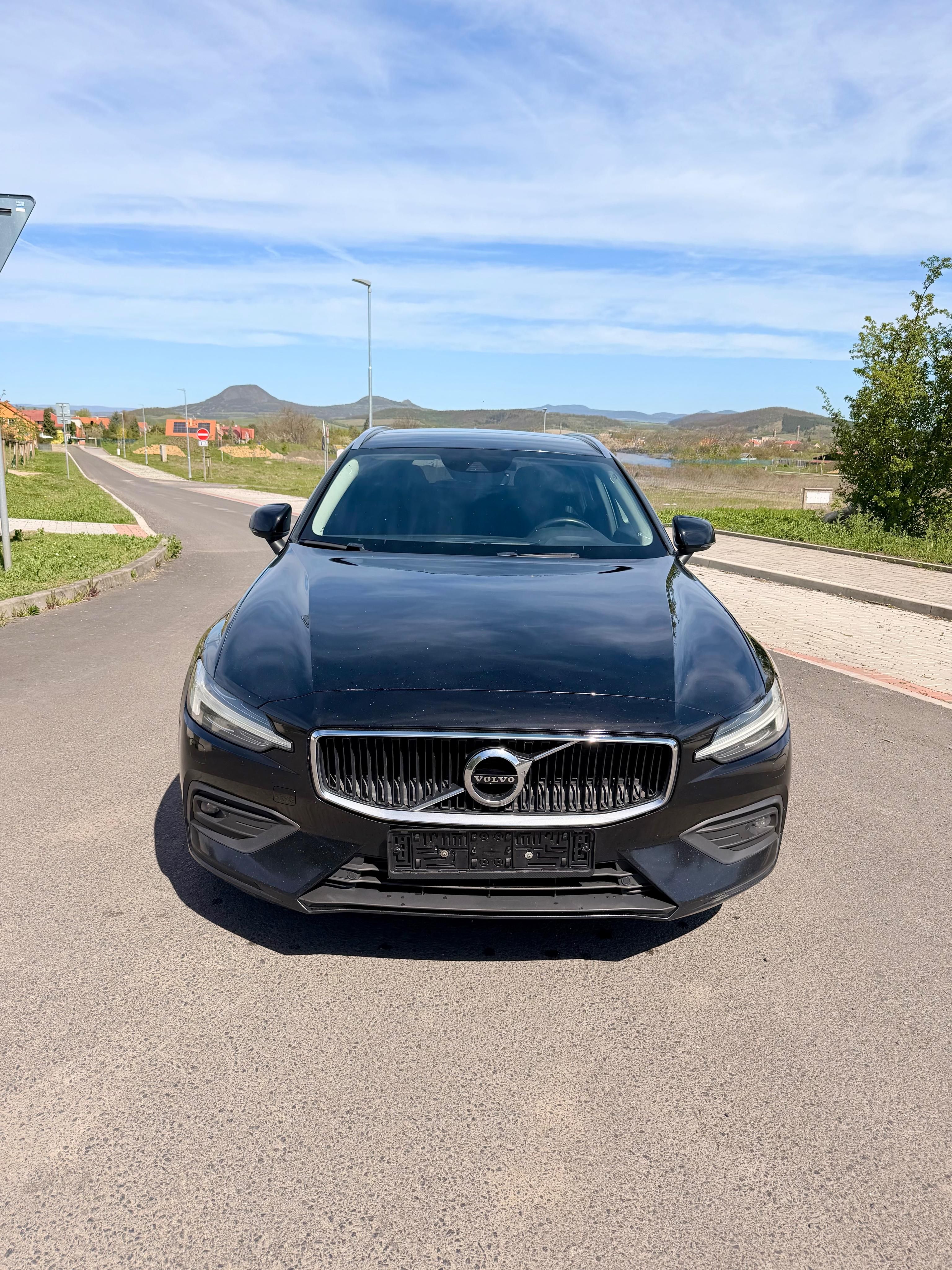 Volvo V60, 2.0/140kw D4, Momentum, DPH - fotka 5
