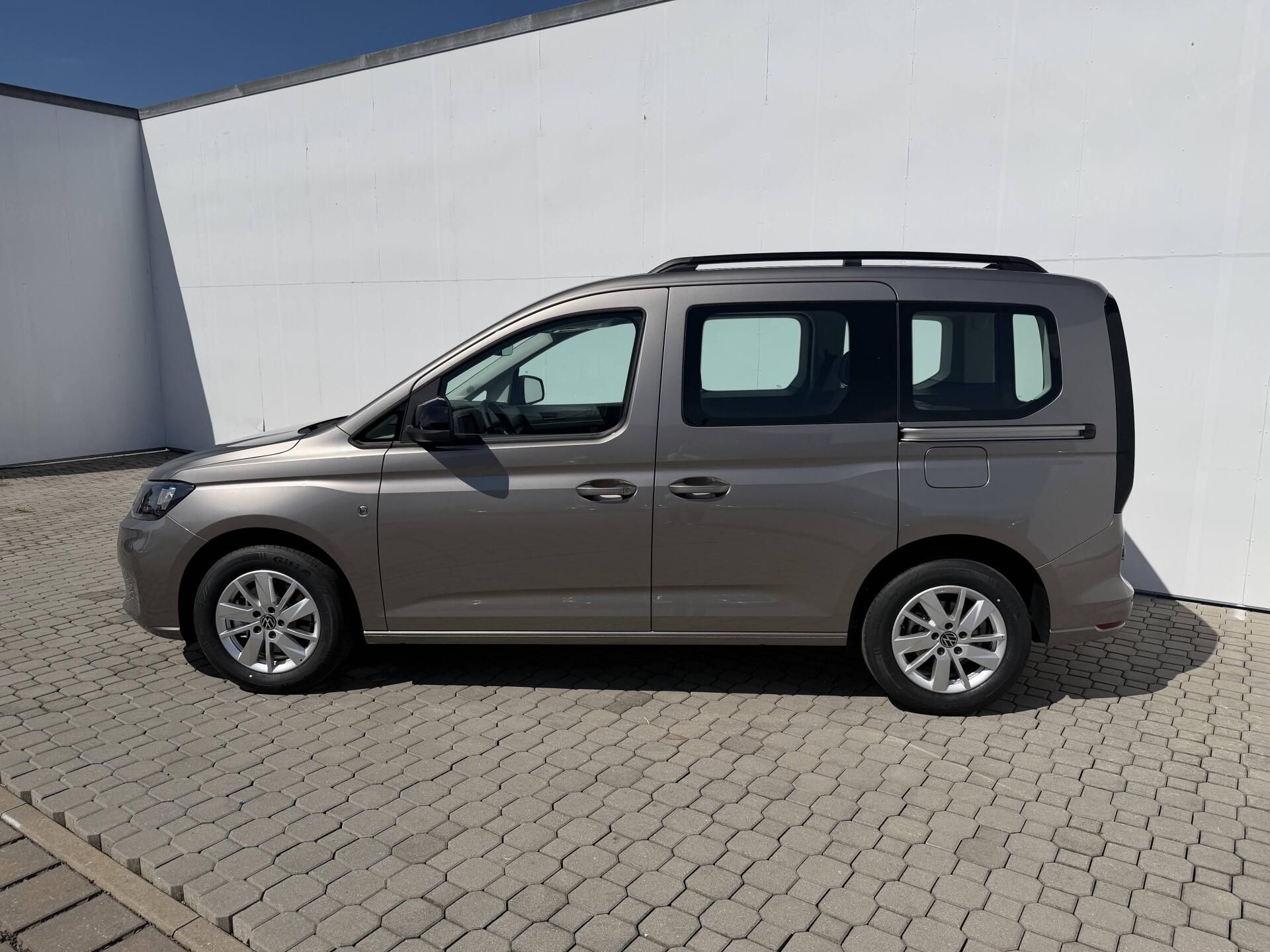 Volkswagen Caddy, Life 6G 1,5TSI - fotka 3