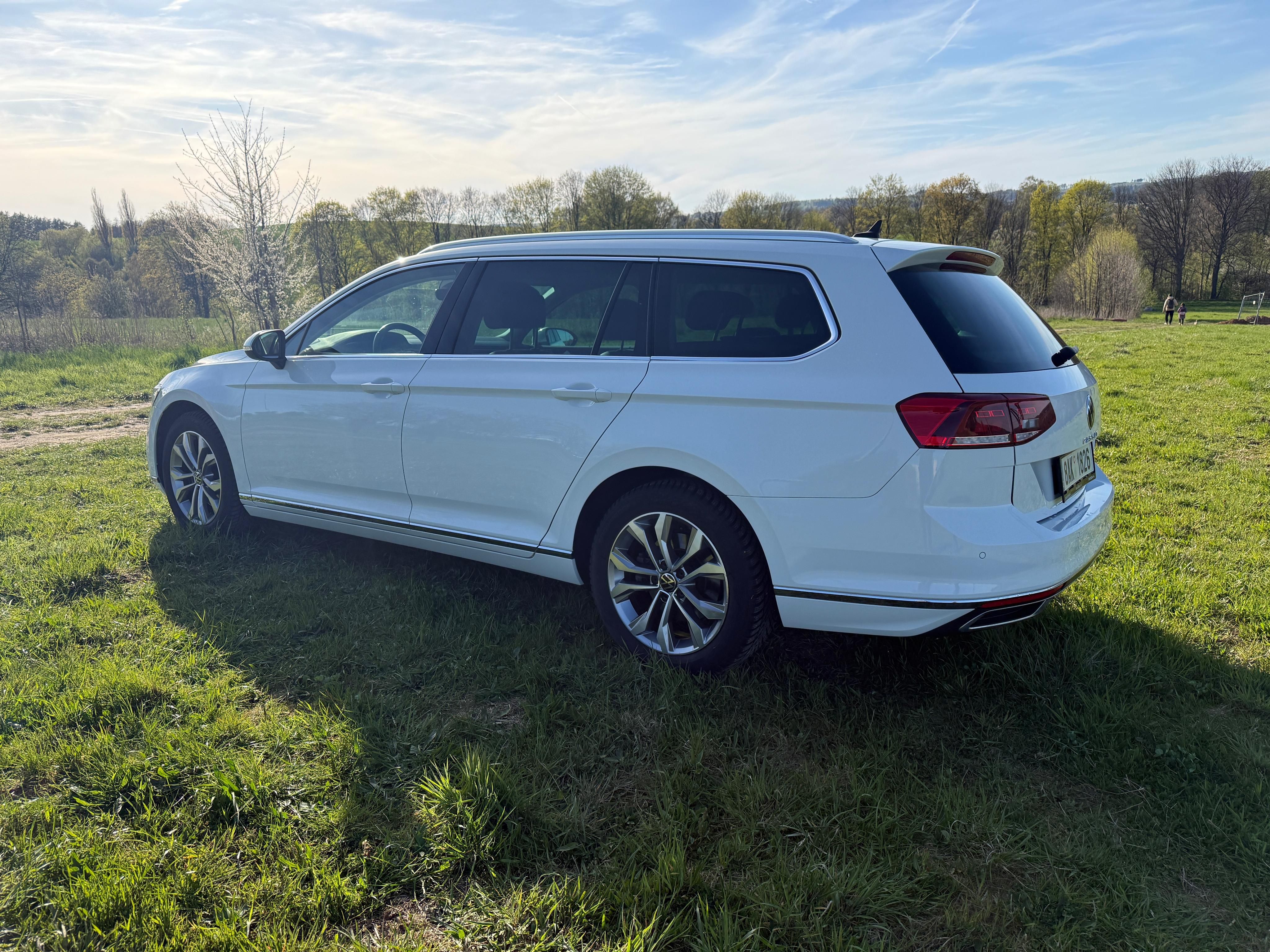 Volkswagen Passat, 1,5 TSI, 110kW - TOP STAV - fotka 3