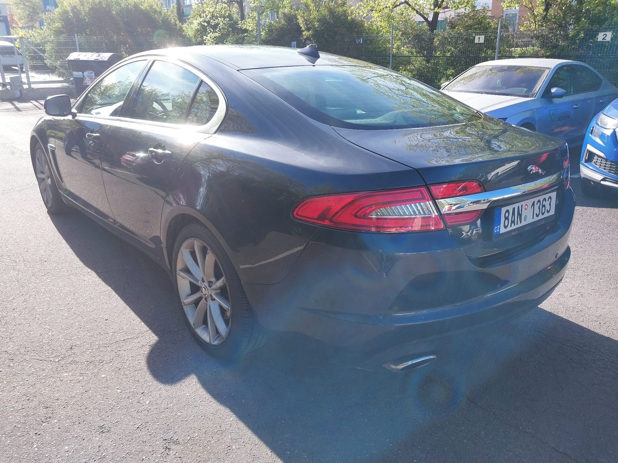 Jaguar XF, 3.O diesel 202kW - fotka 6