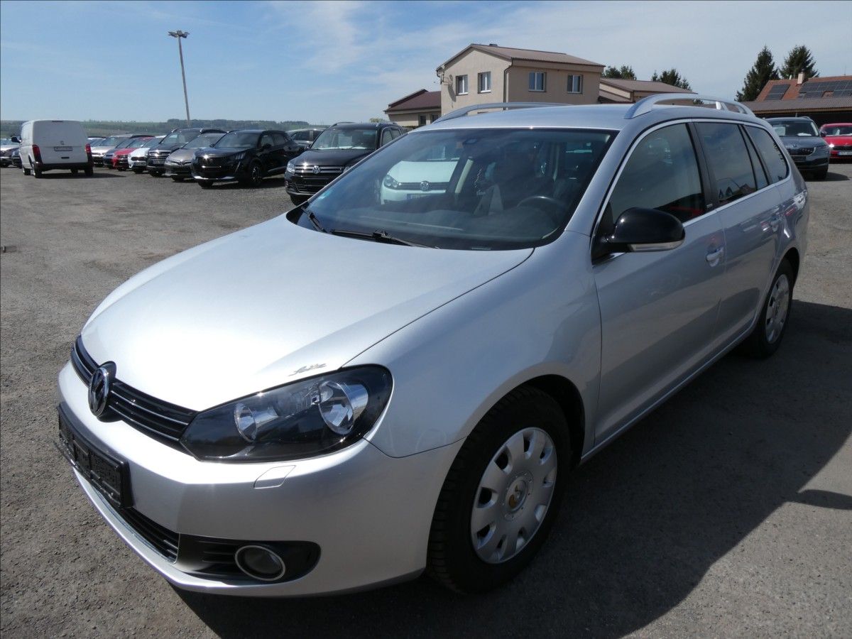 Volkswagen Golf, 1,4 TSi 90kW STYLE - fotka 3