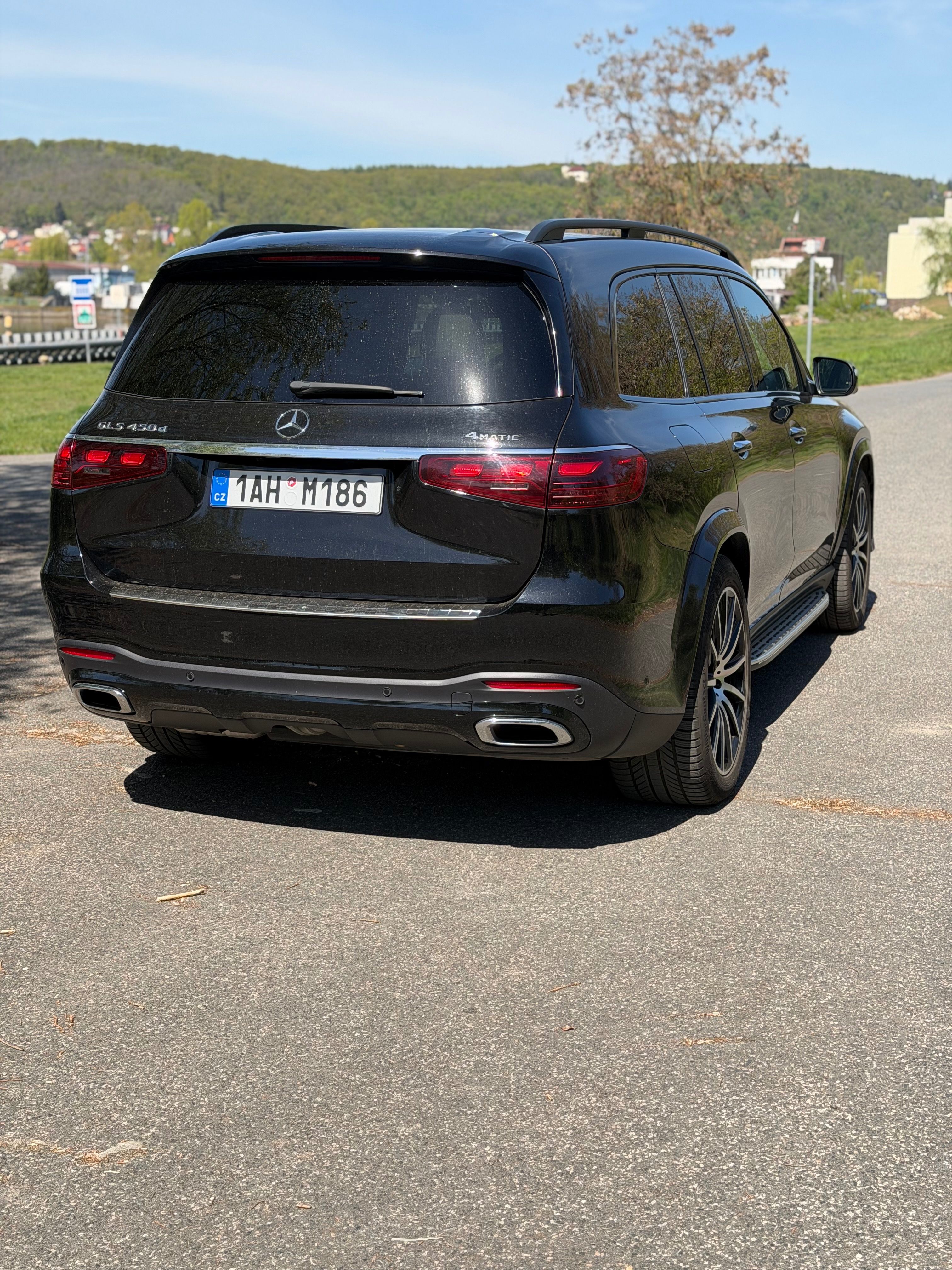Mercedes-Benz GLS, Mercedes-Benz GLS 450d AMG - fotka 5