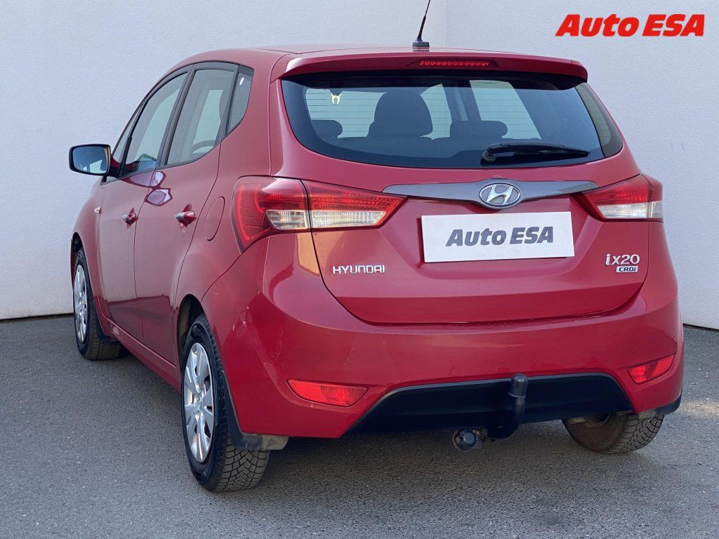 Hyundai ix20, 1.4 HDi,AC - fotka 6