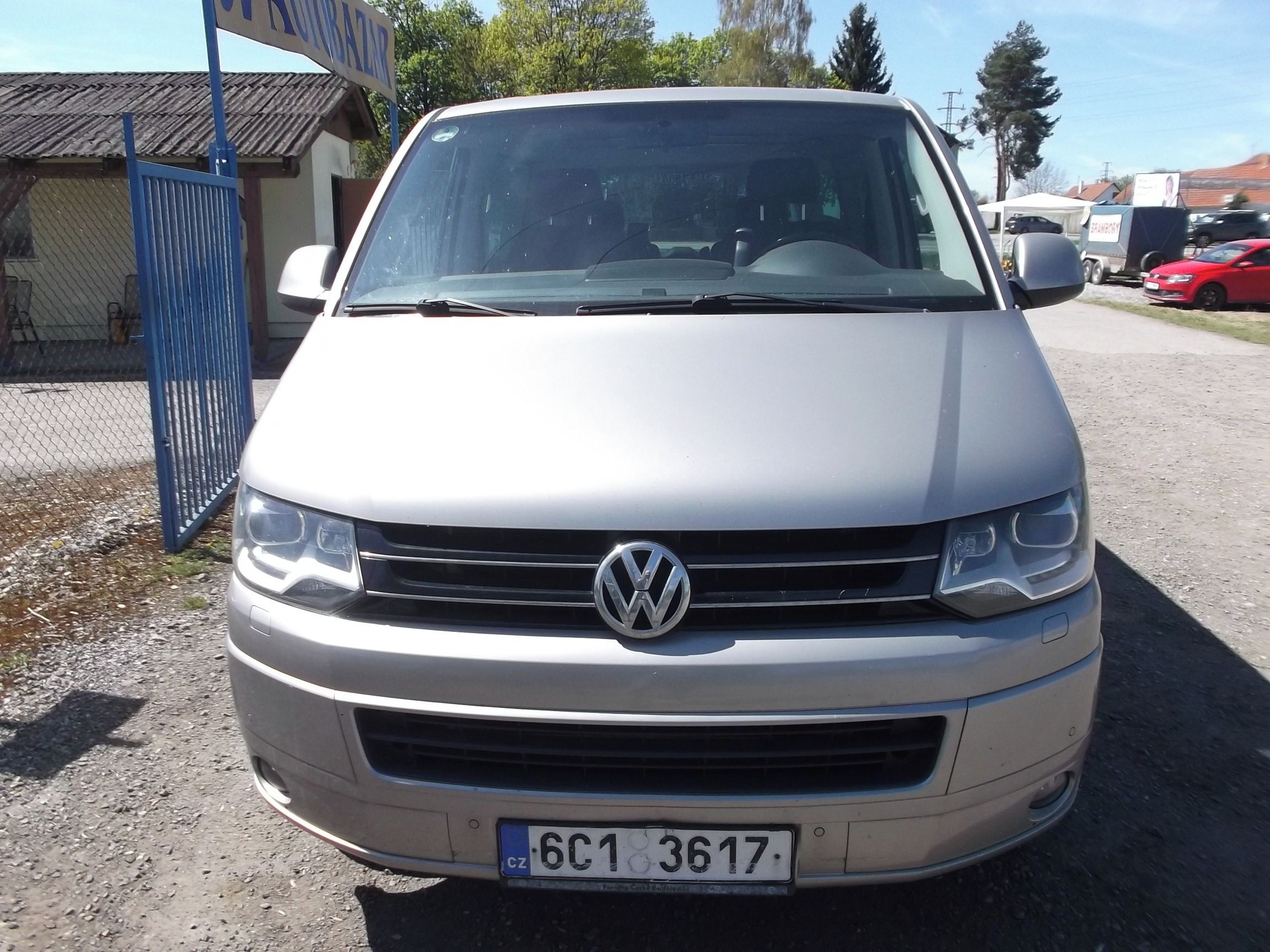 Volkswagen Multivan, 2.0 TDI Multivan DSG 4x4 - fotka 2
