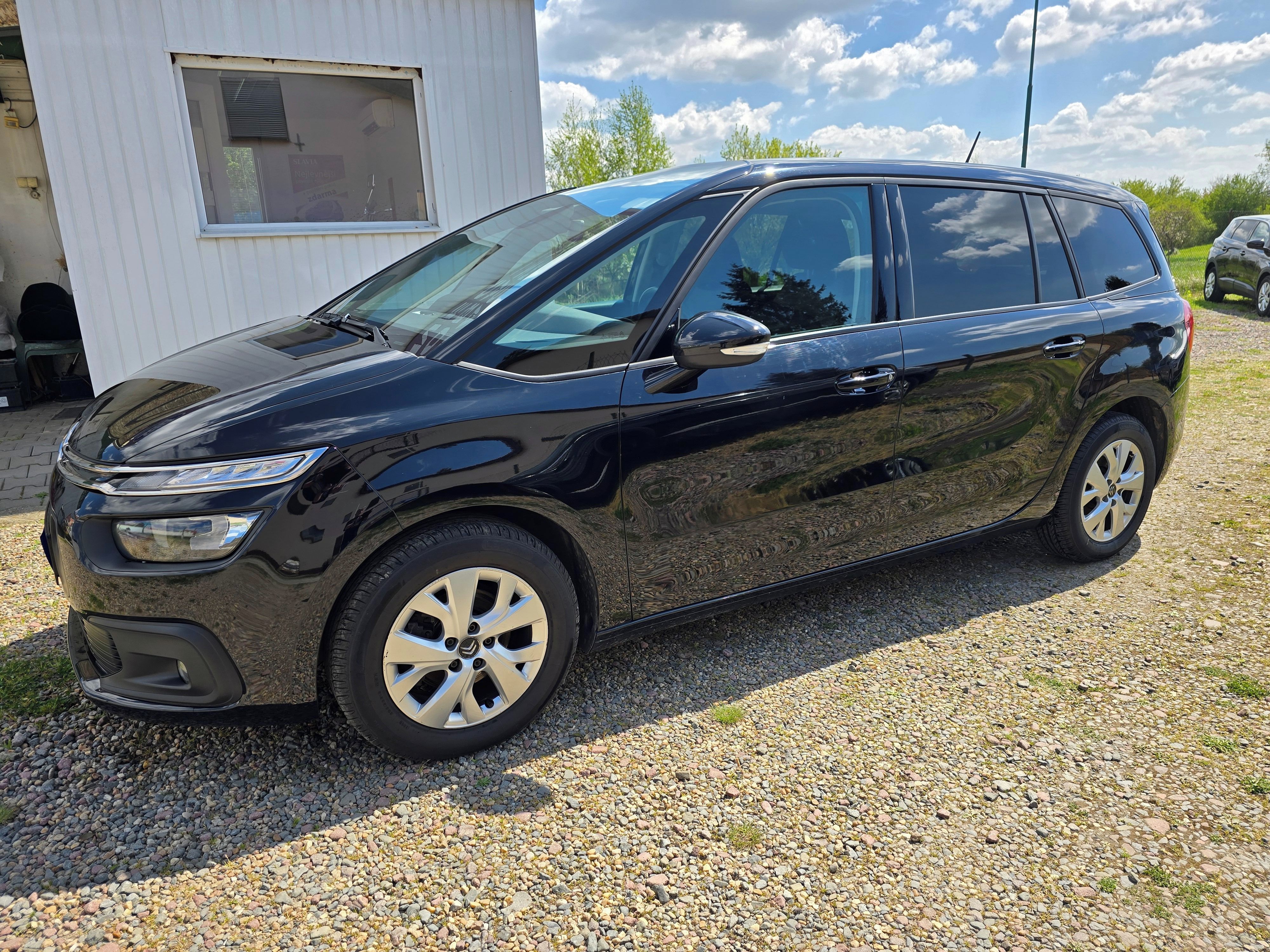 Citroën Grand C4 SpaceTourer, 1,2i 96kW 7míst - fotka 3
