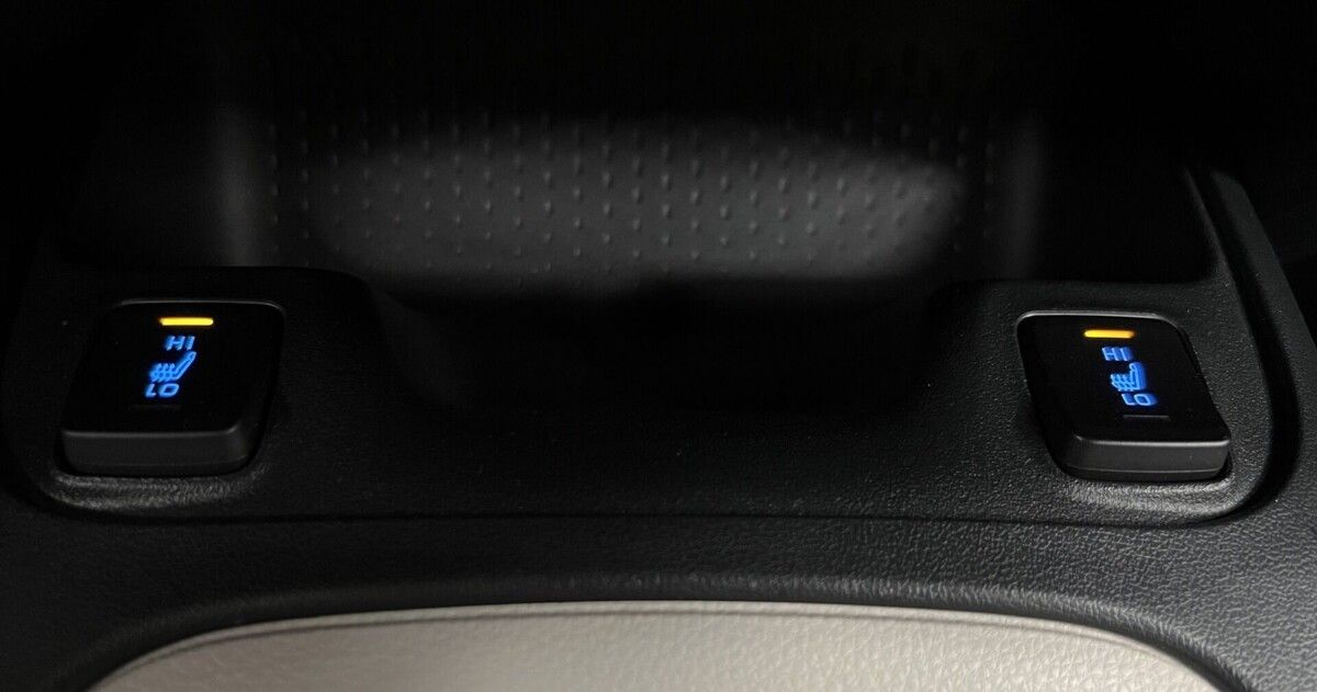 Toyota Corolla, 1,6 Valvematic Comfort Style - fotka 5