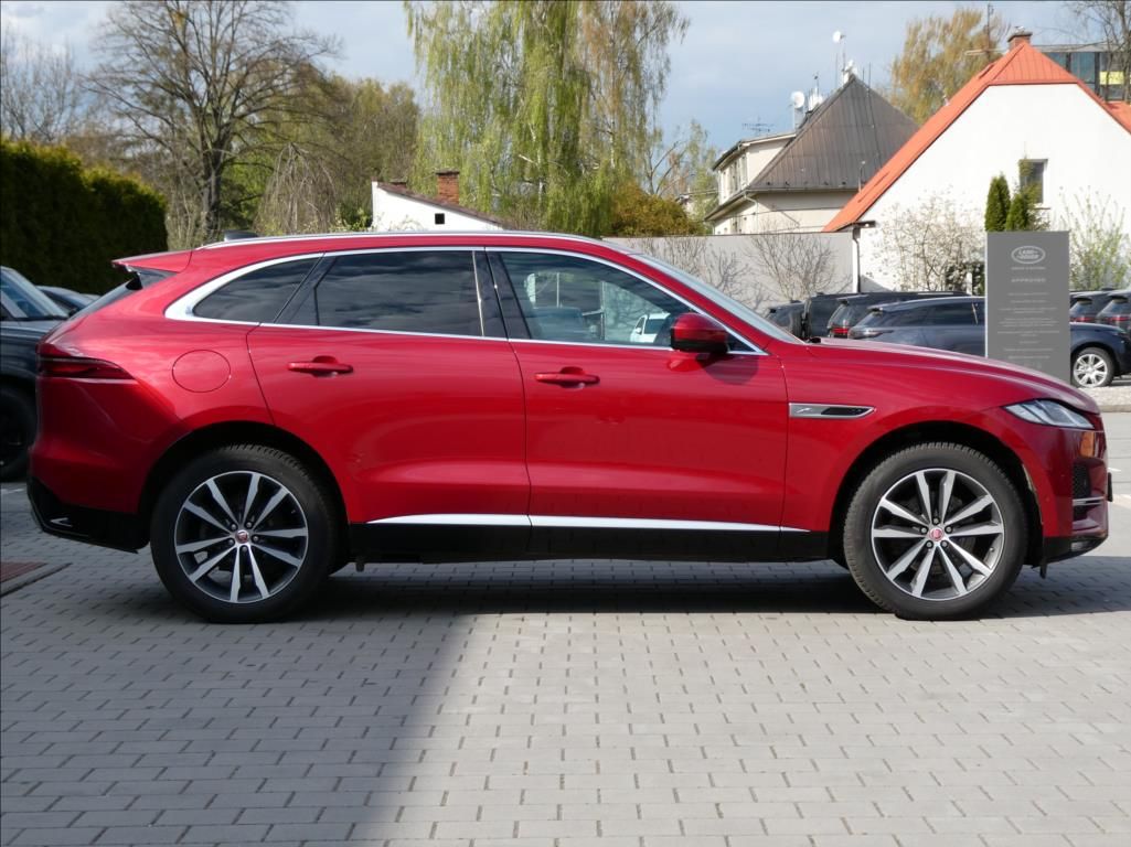 Jaguar F-Pace, 2,0 D200 SE,1.maj,ČR,DPH,Pano - fotka 6