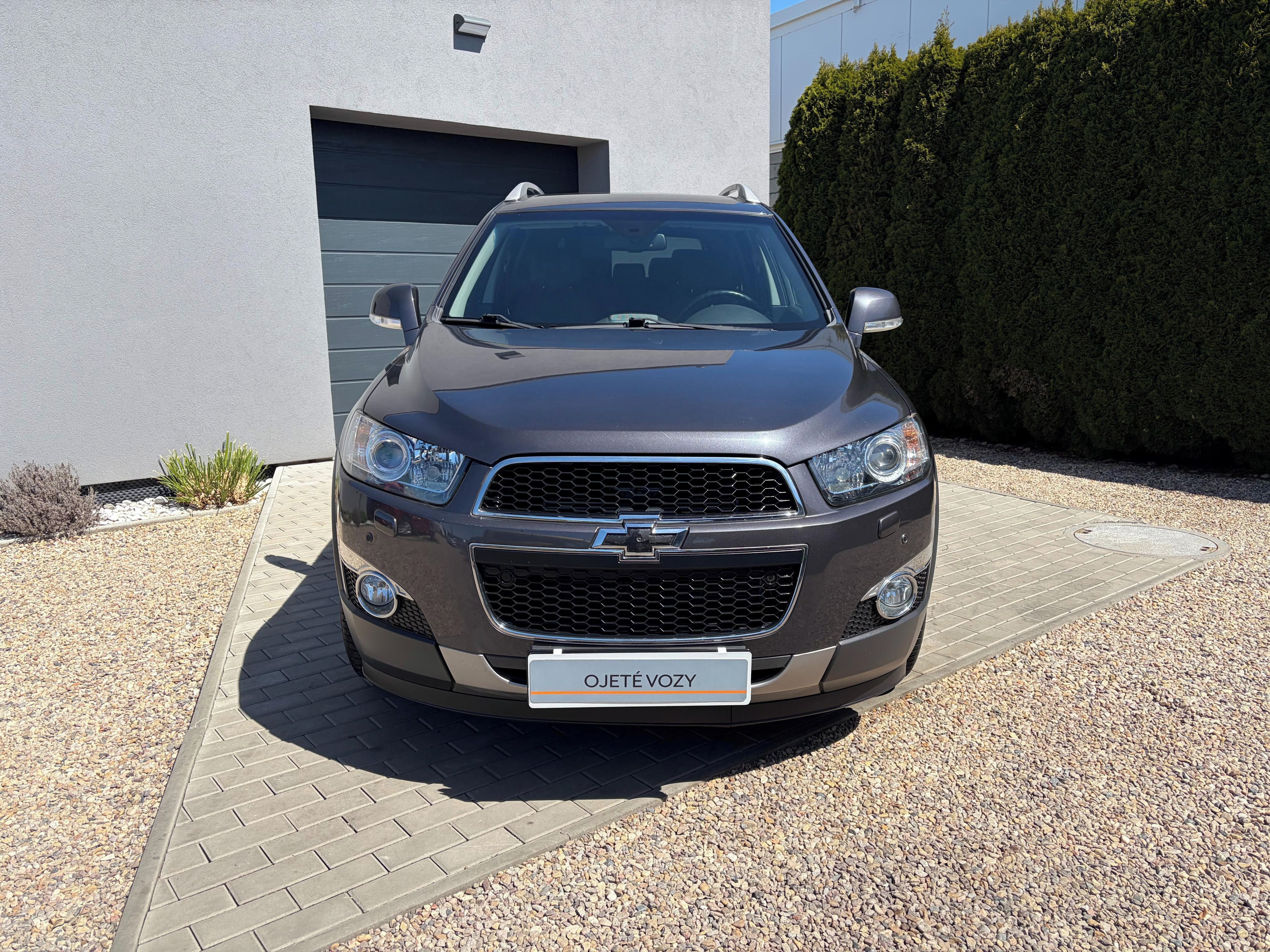 Chevrolet Captiva, 2.2 D 135KW 4x4 7 Míst, Kůže - fotka 2