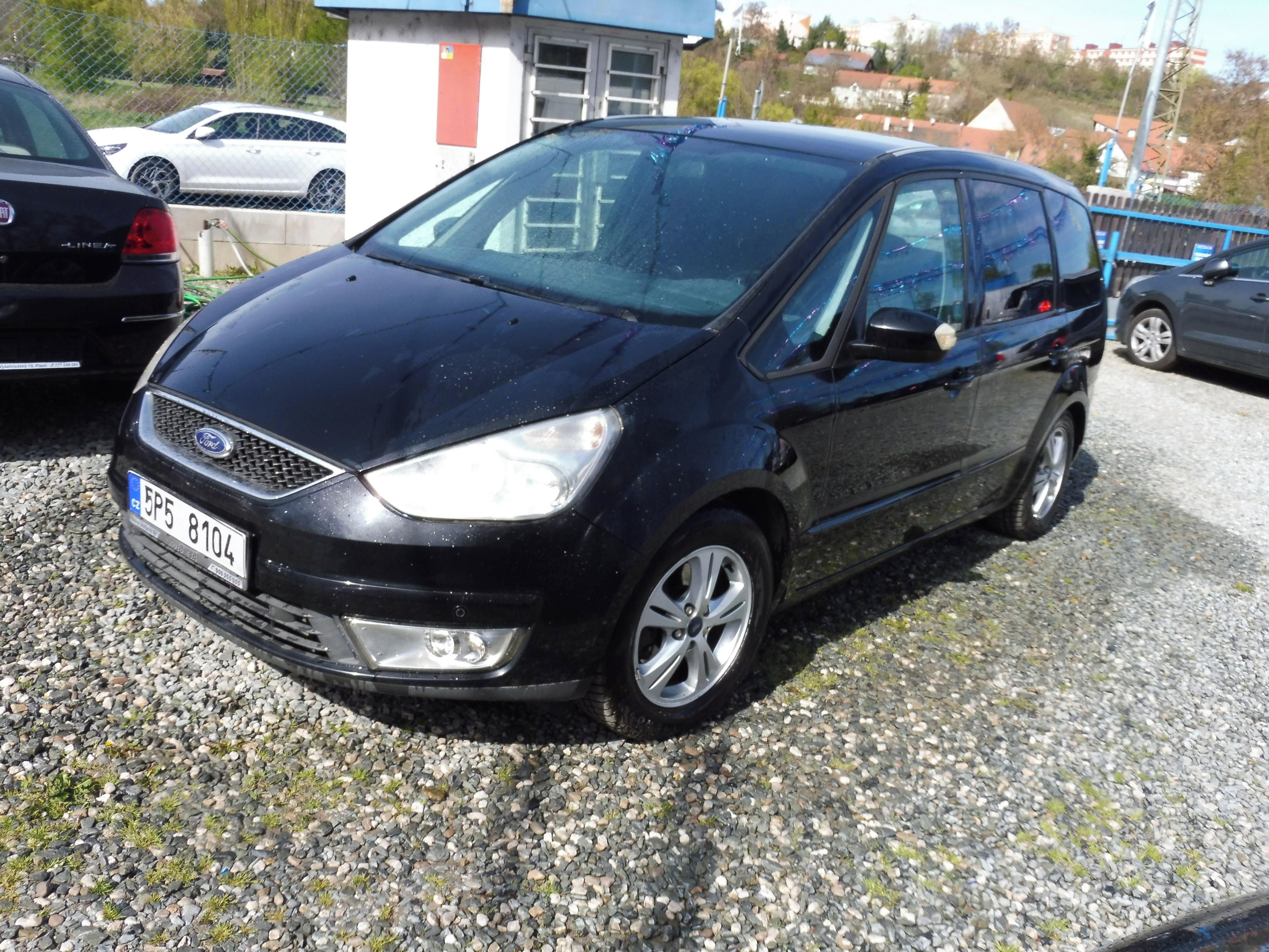 Ford Galaxy, 2,2 Tdci - fotka 2