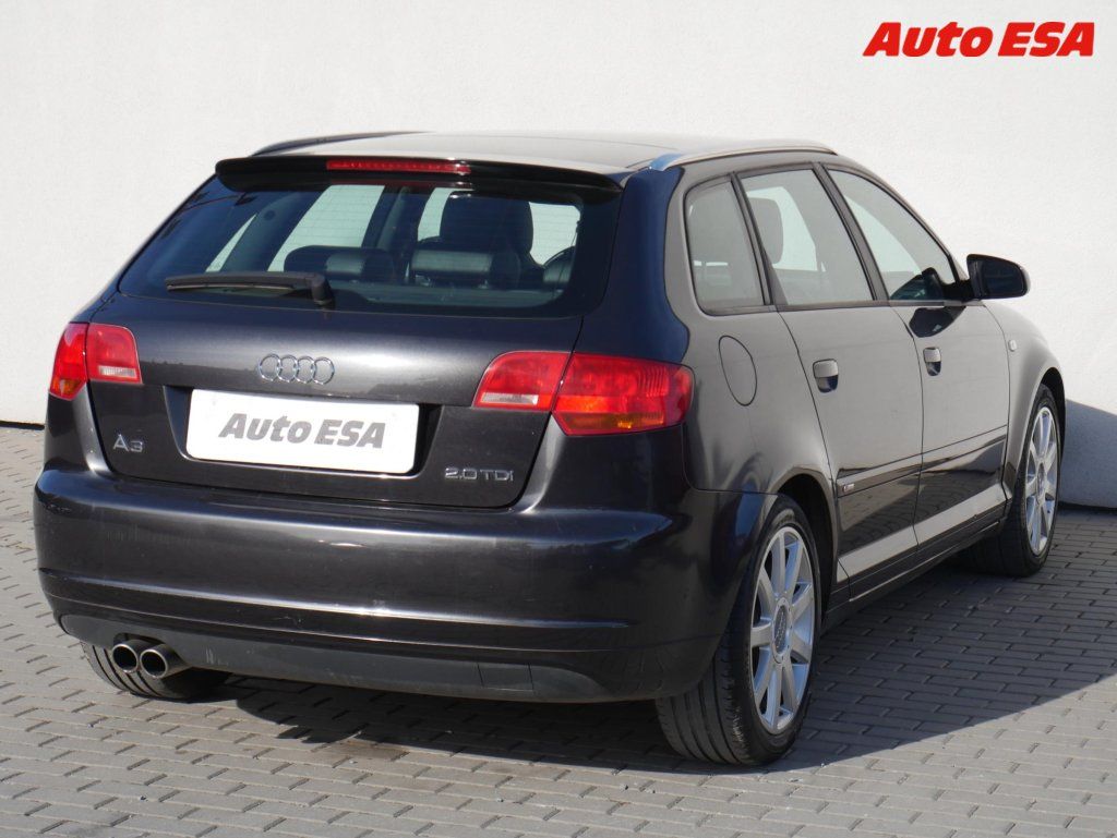 Audi A3, 2.0 TDI - fotka 4