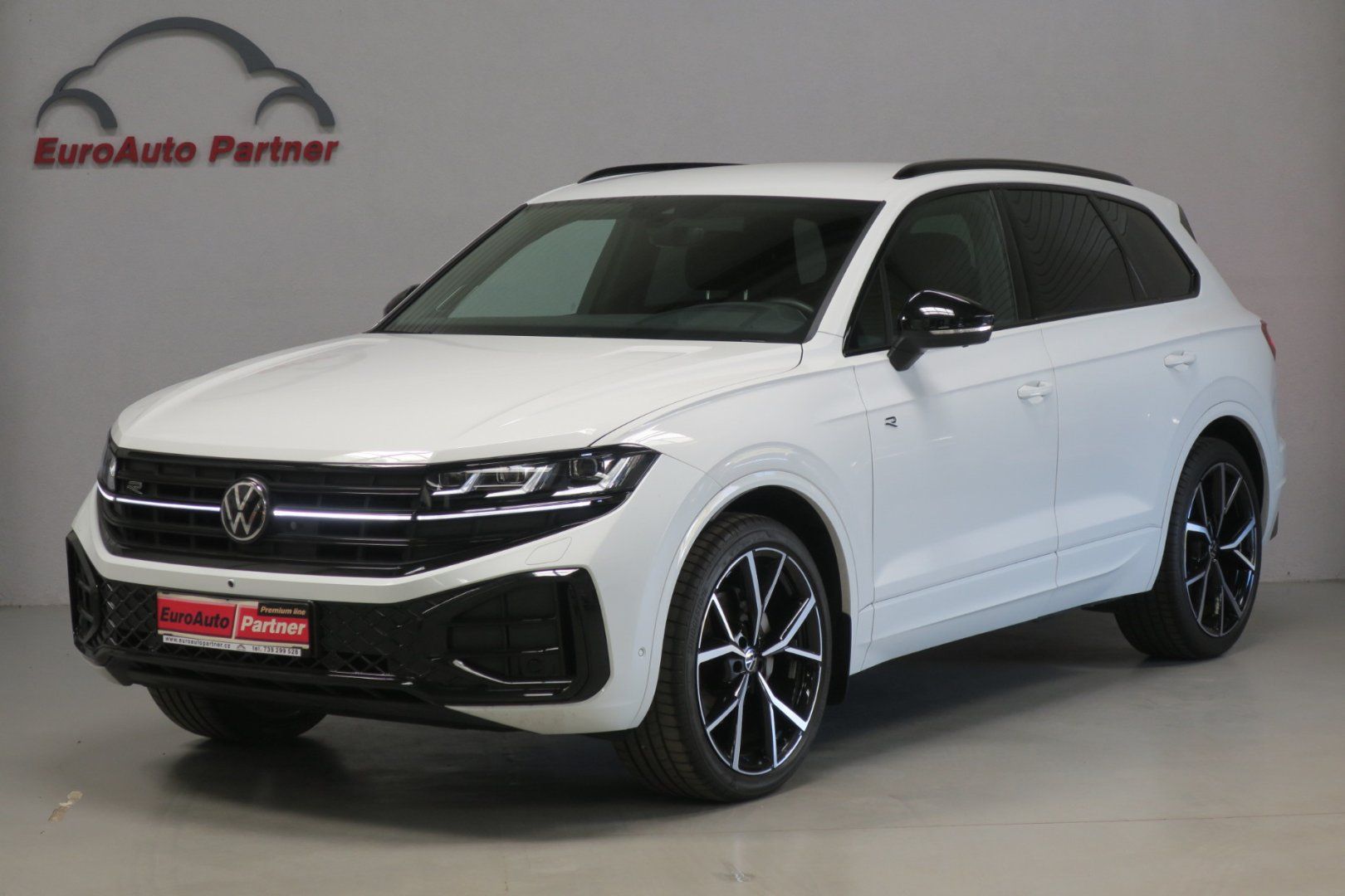 Volkswagen Touareg, R-LINE 3,0TDI 210kW Head-up