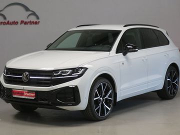R-LINE 3,0TDI 210kW  Head-up