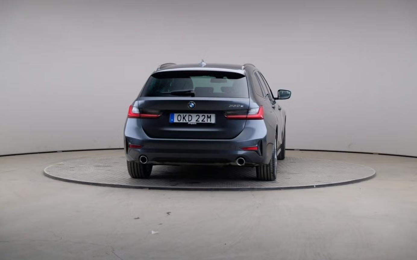 BMW Řada 3, 330e Touring Sport line 3 zóny - fotka 5