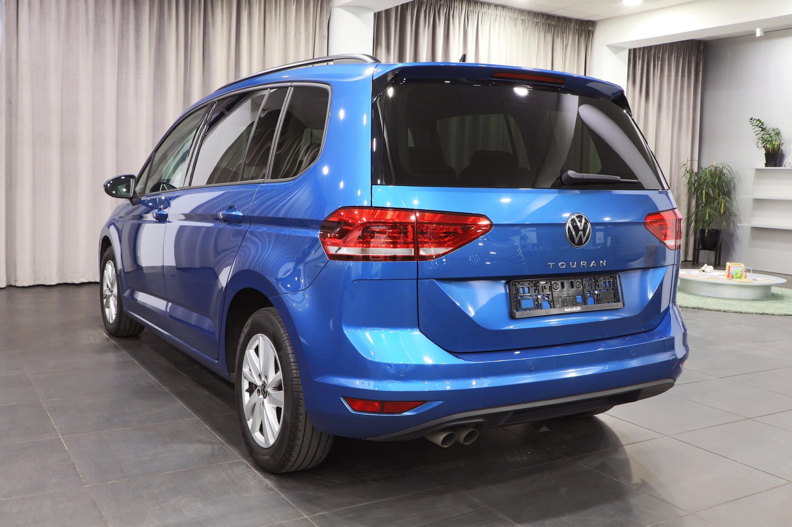 Volkswagen Touran, 2.0 TDI 110kW DSG / ALU 16'' - fotka 4