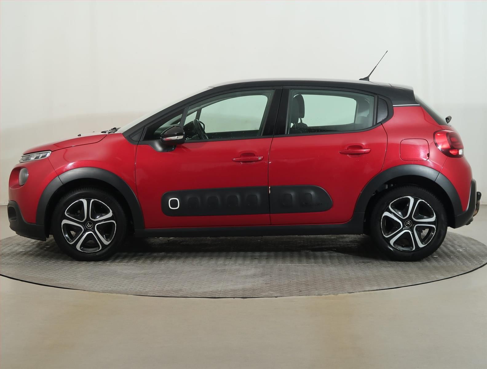 Citroën C3, 1.2 PureTech, Feel, Automat - fotka 3