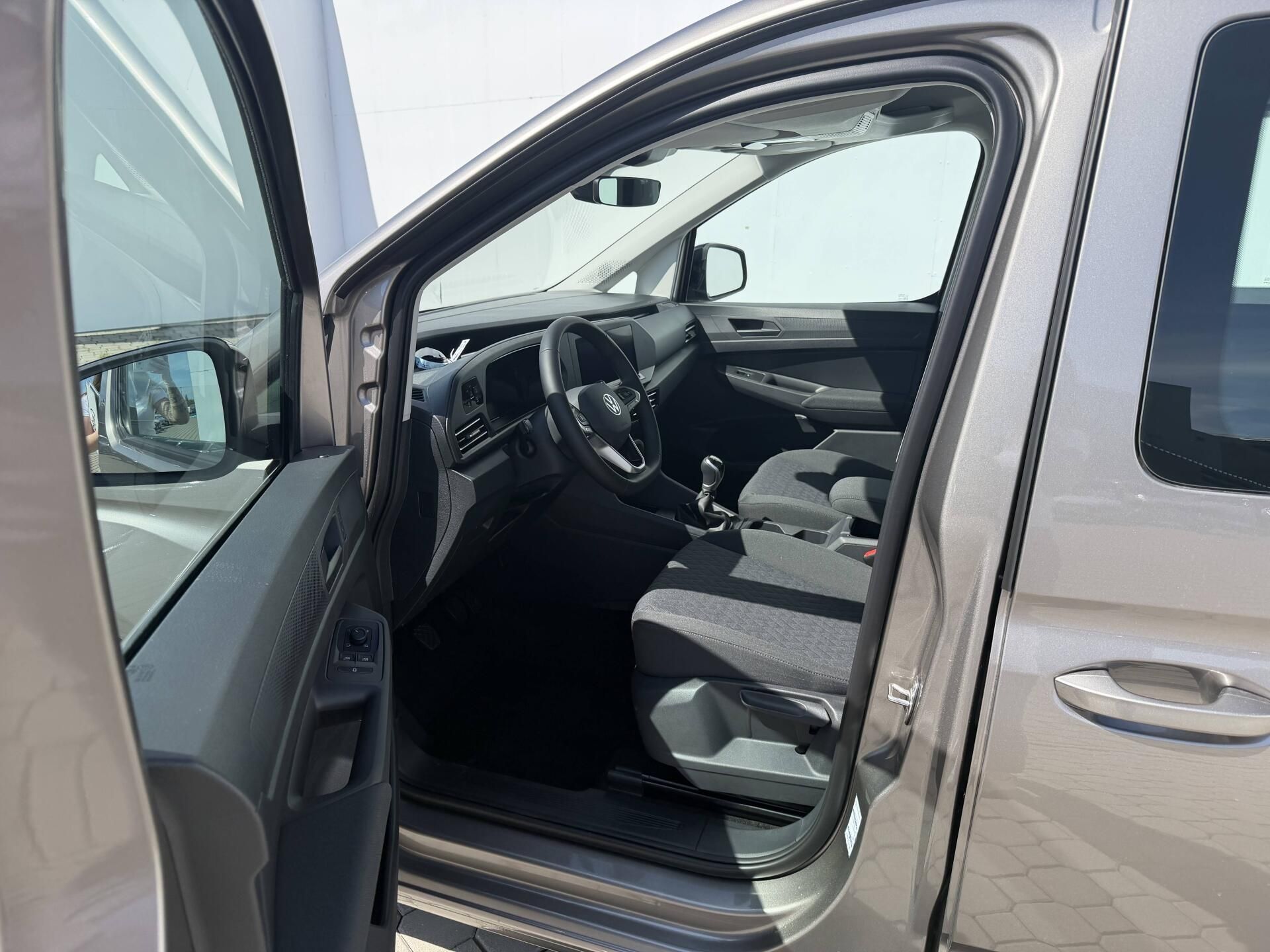Volkswagen Caddy, Life 6G 1,5TSI - fotka 5