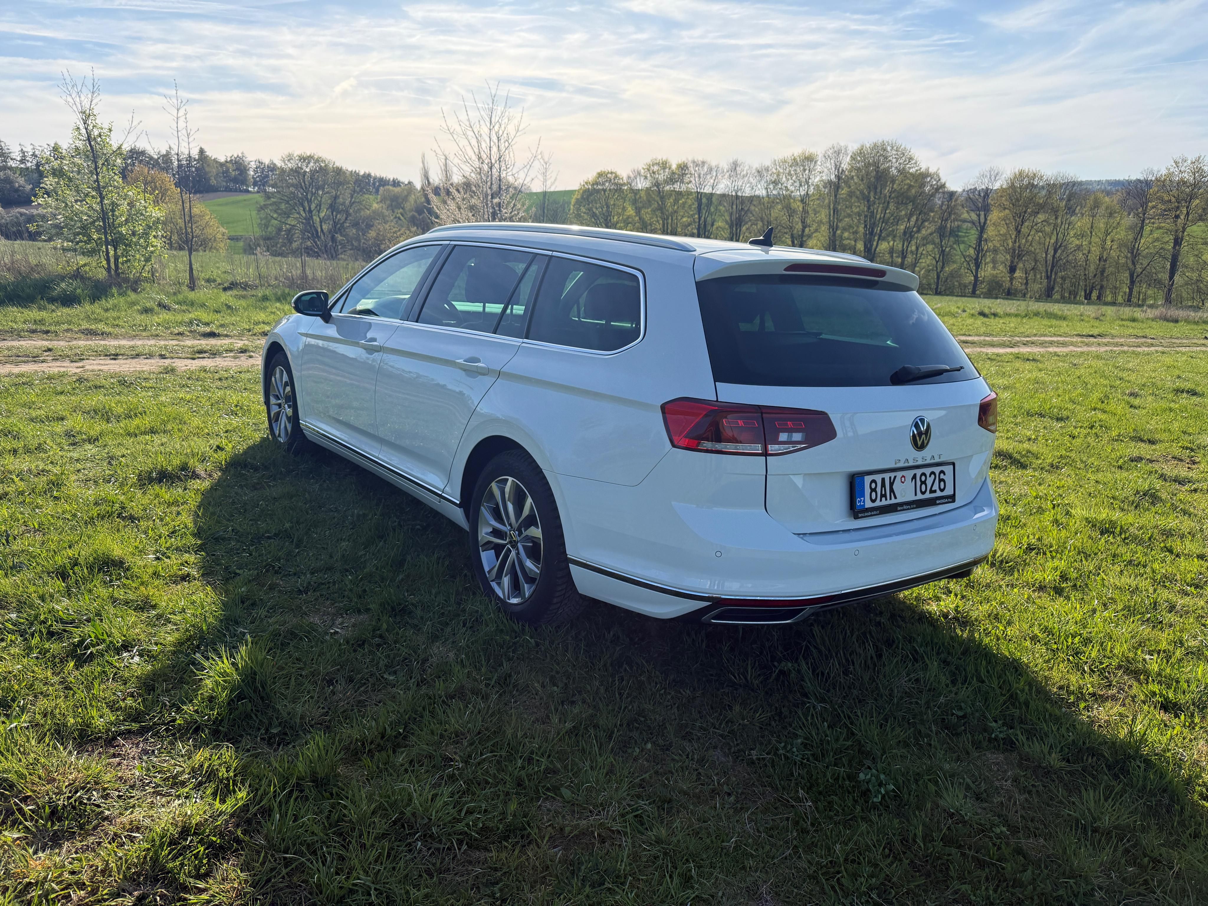Volkswagen Passat, 1,5 TSI, 110kW - TOP STAV - fotka 4