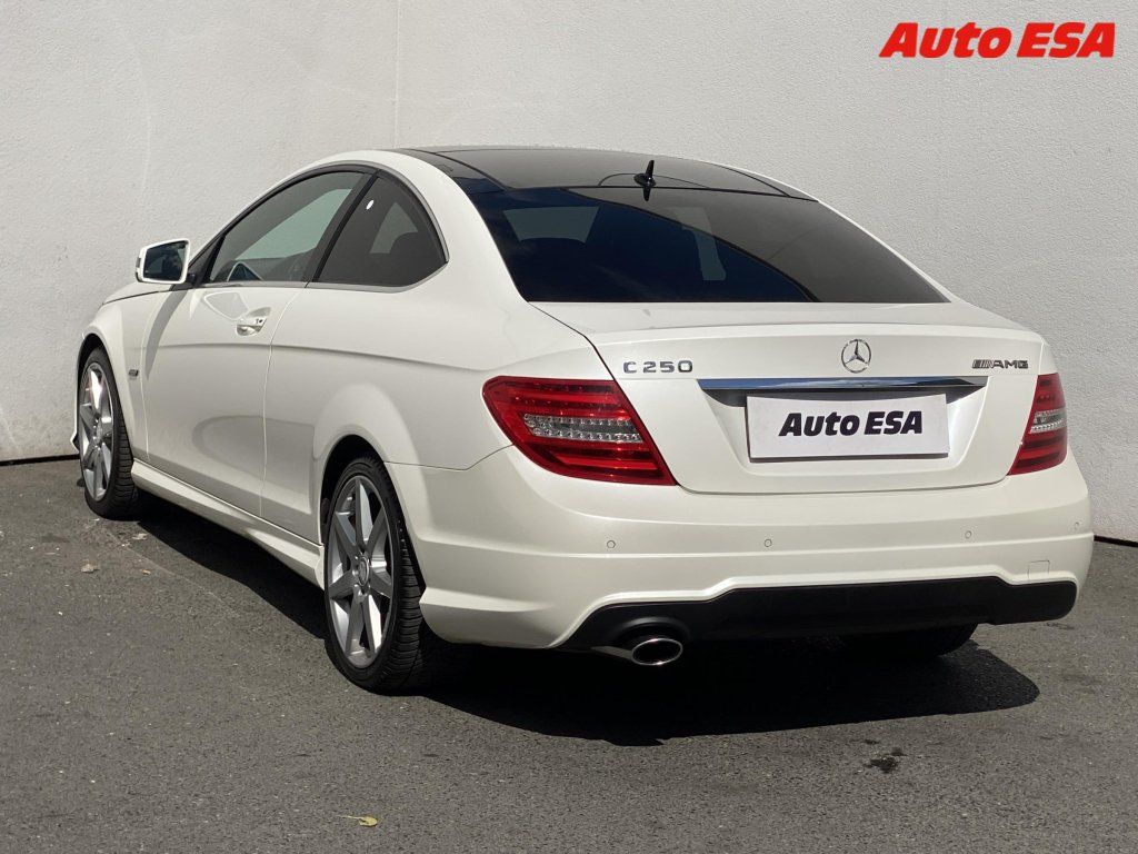 Mercedes-Benz Třídy C, 2.2 CDi C 250 CDI - fotka 6