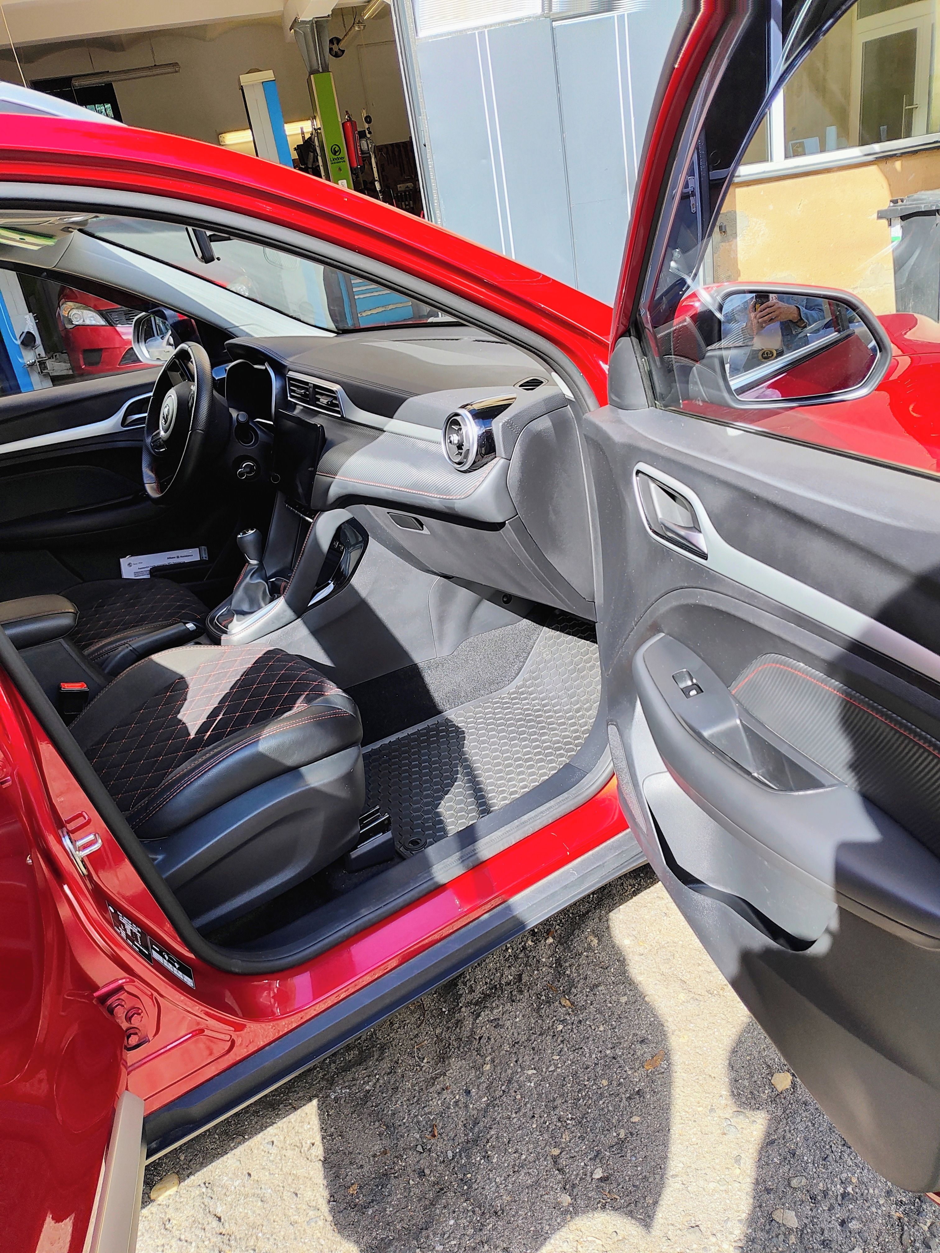 MG ZS, MG ZS 1500 BENZIN SERVISOVÁNO - fotka 6