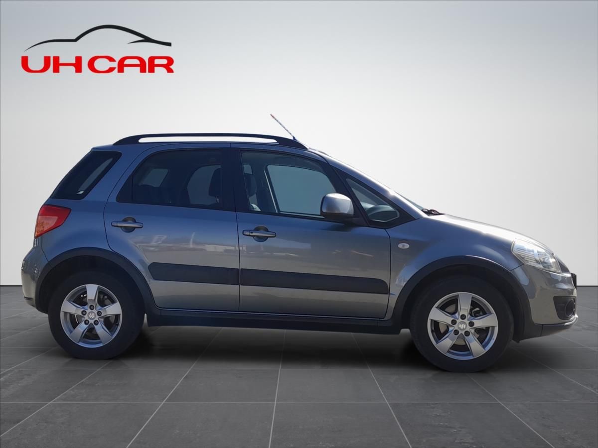Suzuki SX4, 1,6 VVti  AUTOMAT Kůže - fotka 6