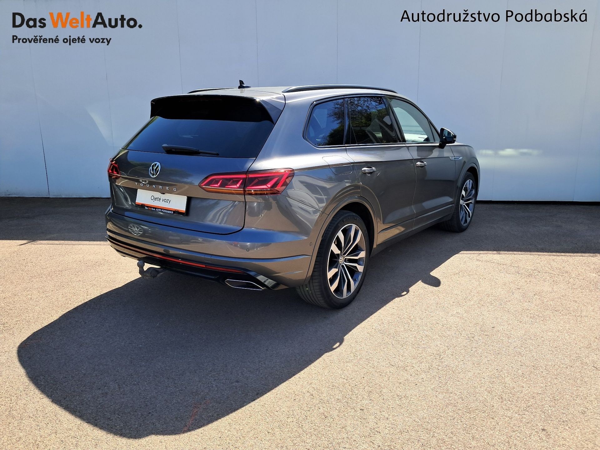 Volkswagen Touareg, VW TOUAREG R-Line V6 3.0 TDI / - fotka 2