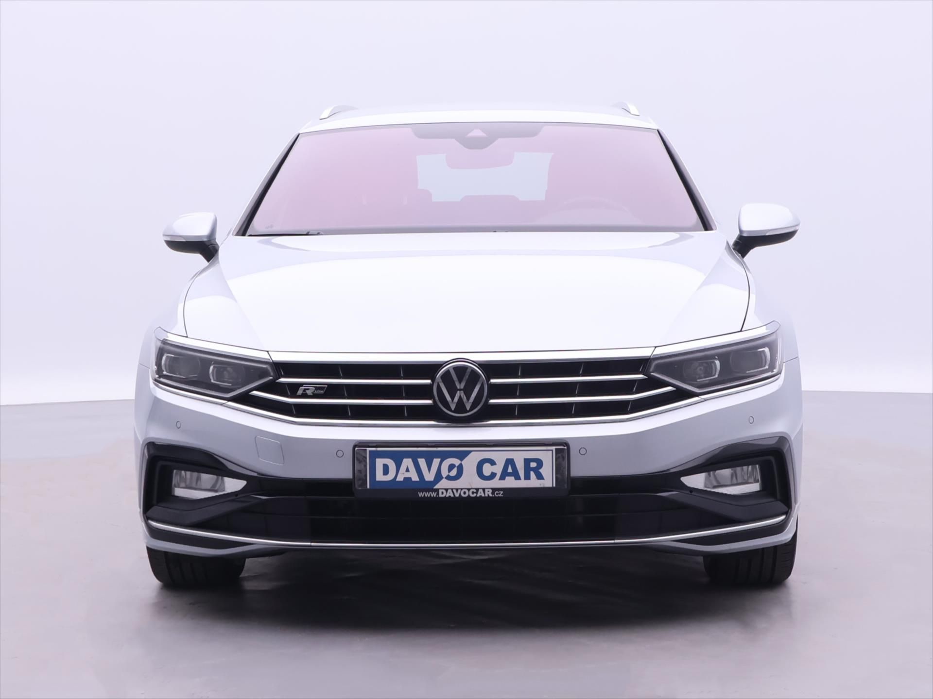 Volkswagen Passat, 2.0 TDI DSG R-LINE Matrix - fotka 2