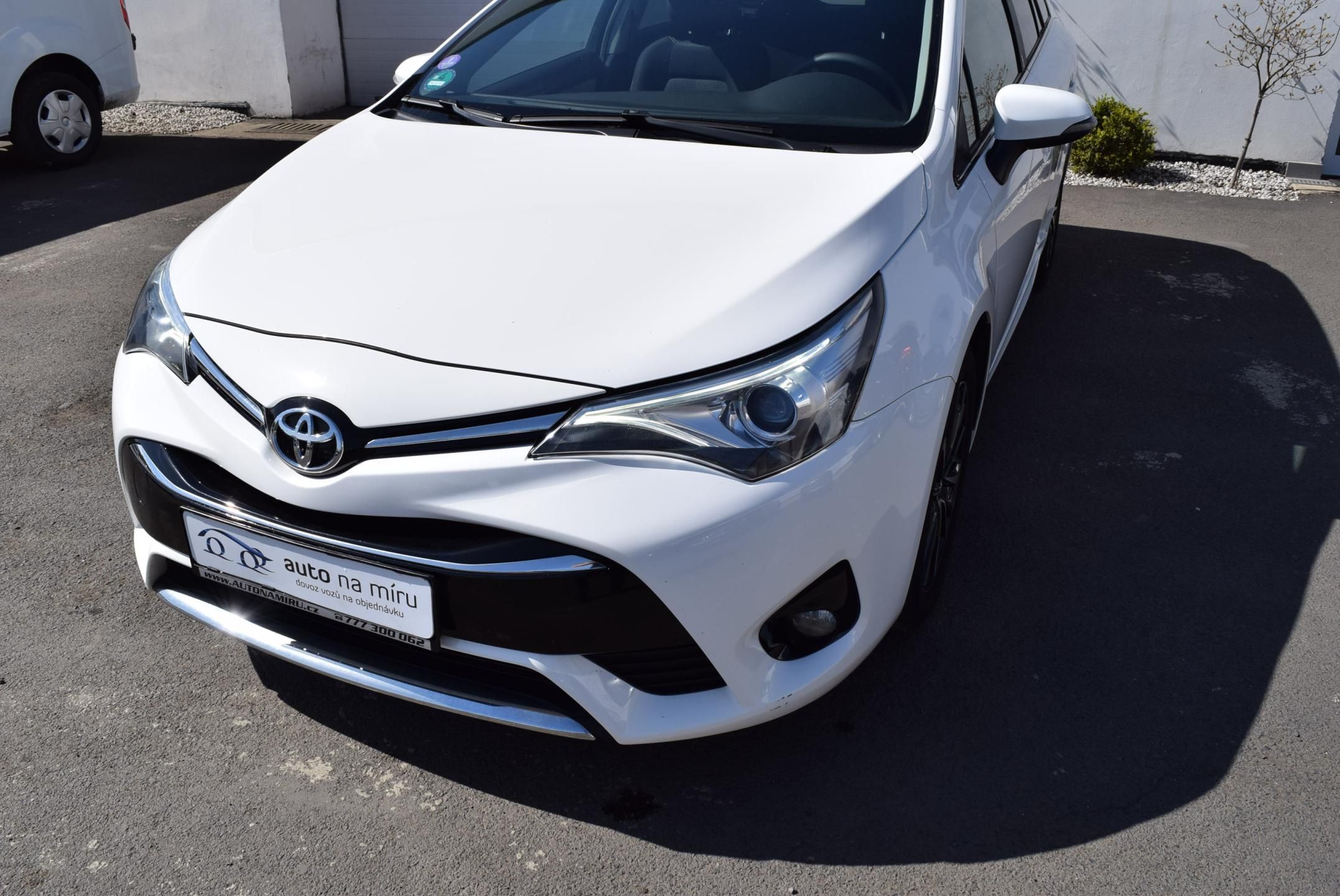 Toyota Avensis, 1.8VVTI 108kw TEAM D XEN NAVI - fotka 2