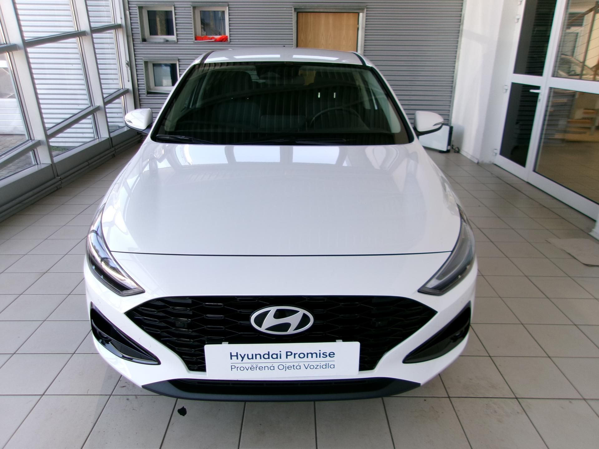 Hyundai i30, 1.5 DPi 71kW Smart MT - fotka 2